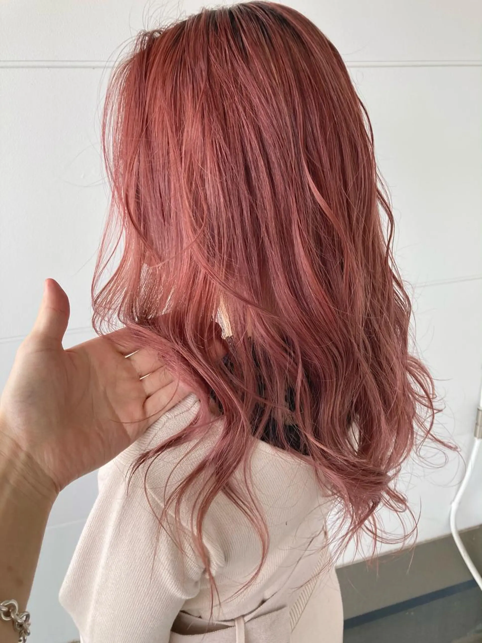 ロング タカツド ユウキのヘアスタイル