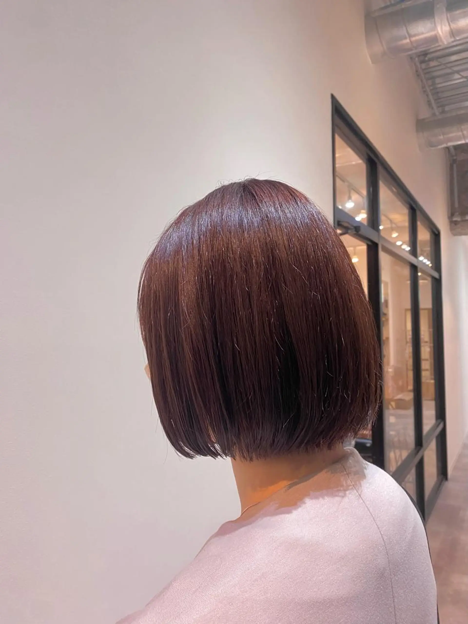ミディアム カラー ワンレンボブ ミディアムパーマ バレイヤージュ ベージュカラー ブリーチ カット ヘアカラー トリートメント ♡オシャ髪♡AI ✂️newi町田のヘアスタイル