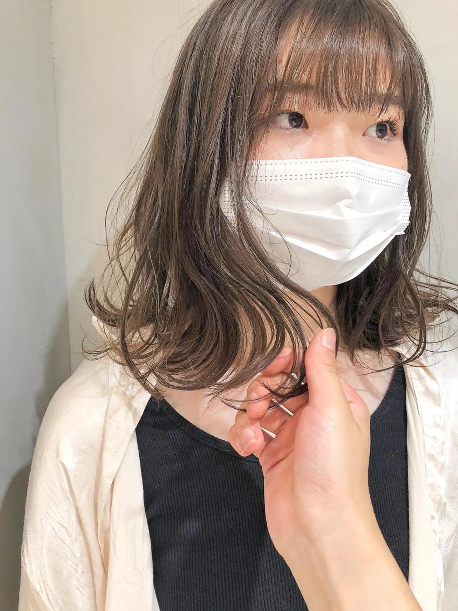 ミディアム カラー 圧倒的透明感カラー nana🦕のヘアスタイル