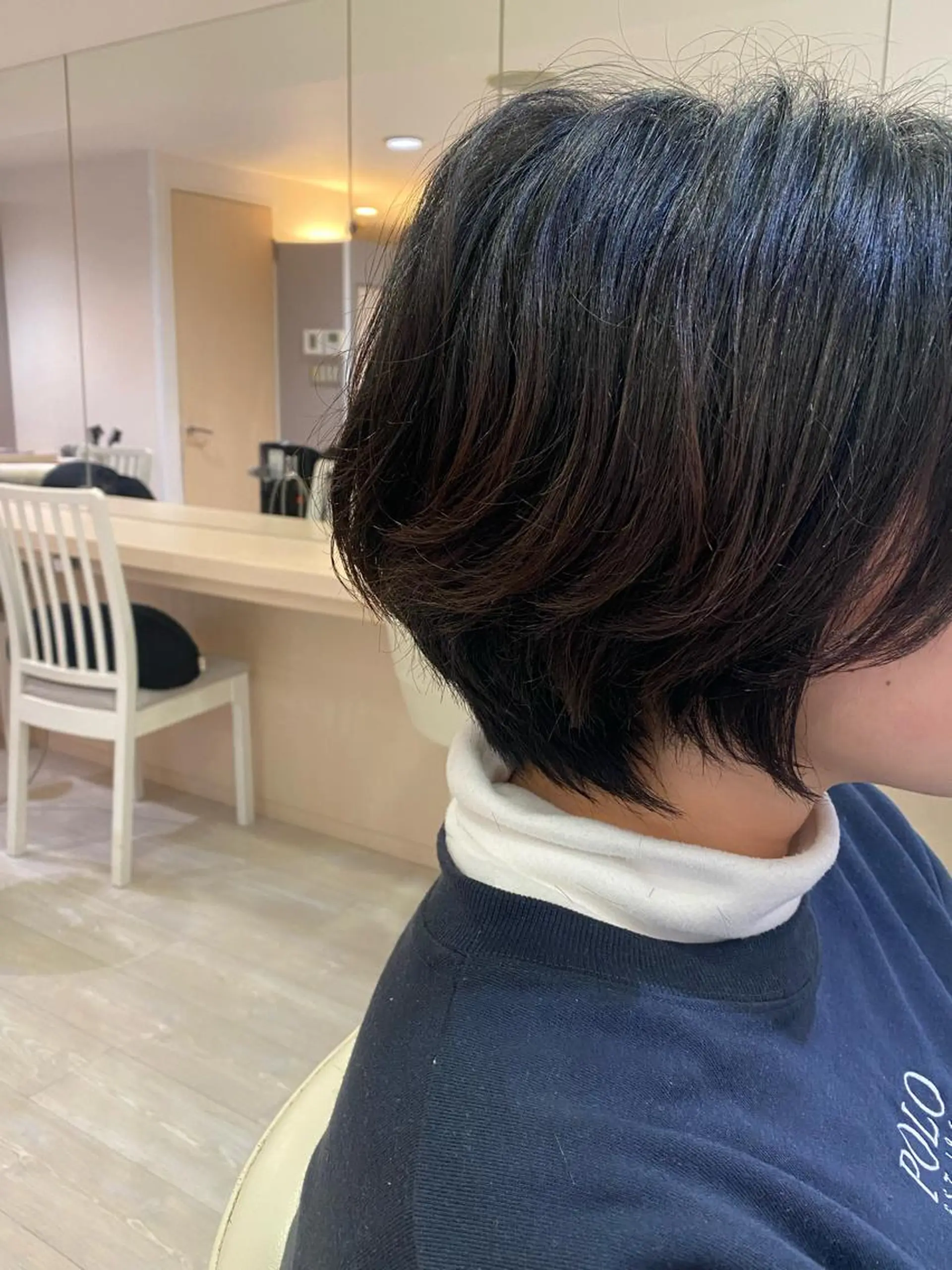 ショート カット 鬼澤 なお子のヘアスタイル