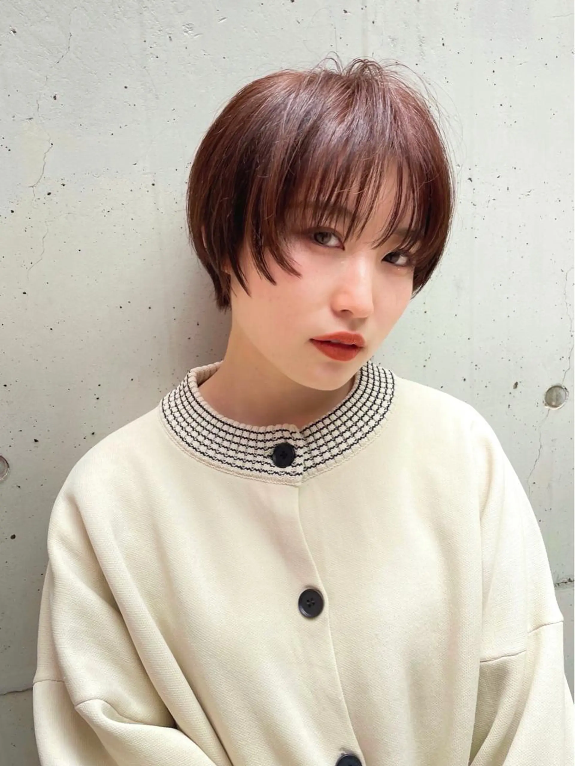 ショート カラー カット ヘアカラー ショート/レイヤー/ ボブ/縮毛矯正のヘアスタイル