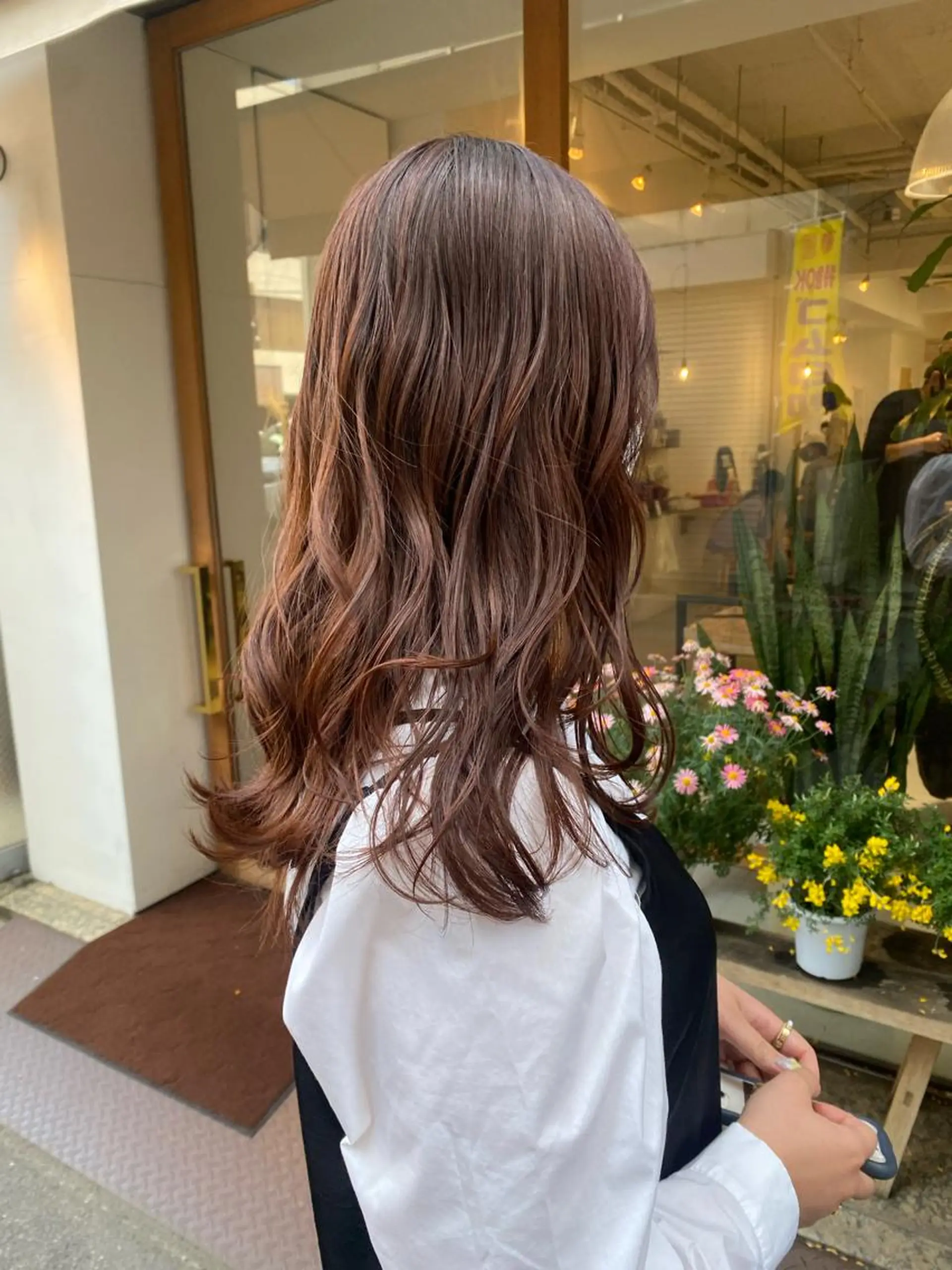 セミロング カラー カット ヘアカラー トリートメント 安永 涼のヘアスタイル