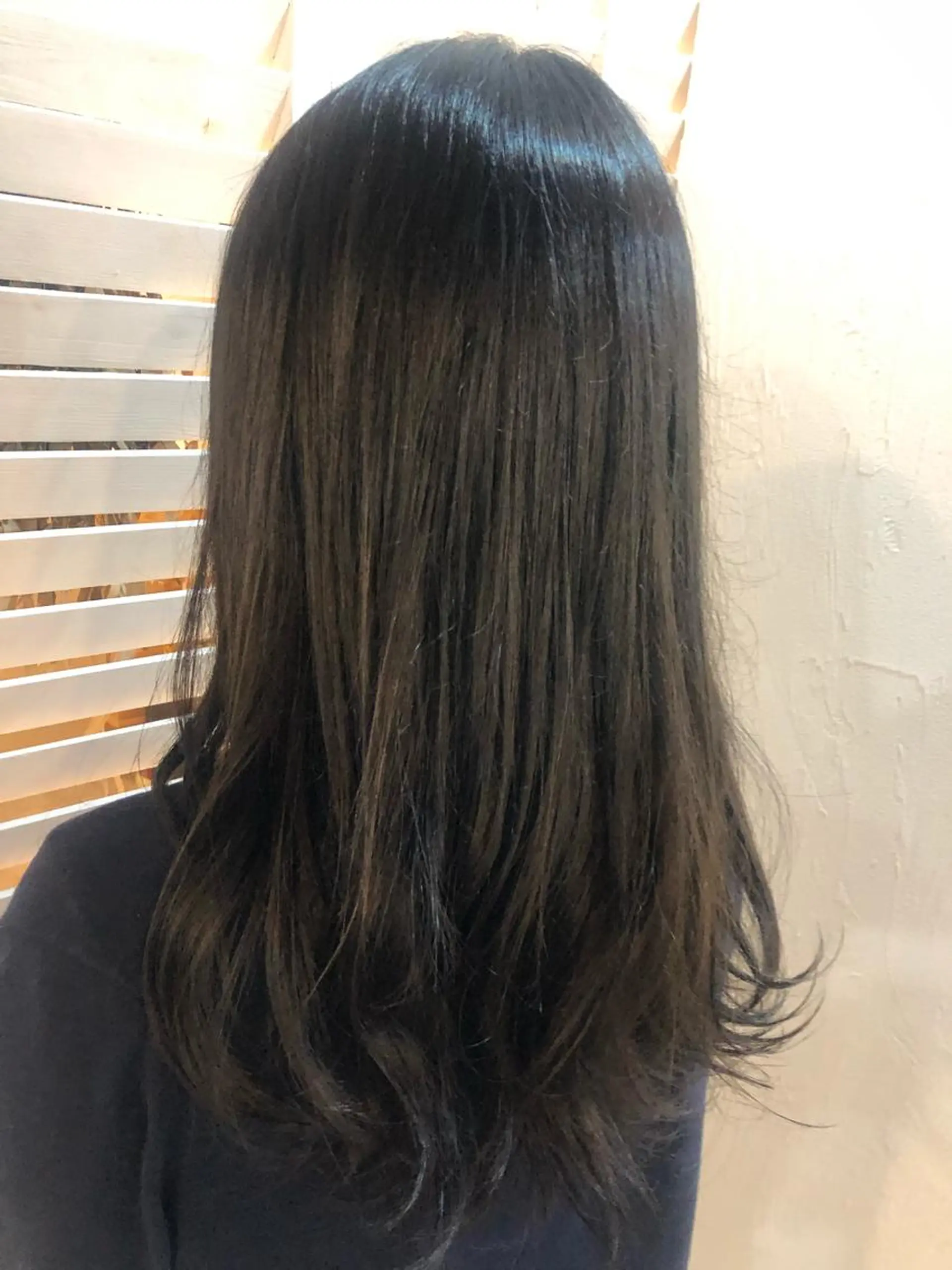 ロング カラー 髪質改善＆ブリーチ 伊勢　祐一郎のヘアスタイル