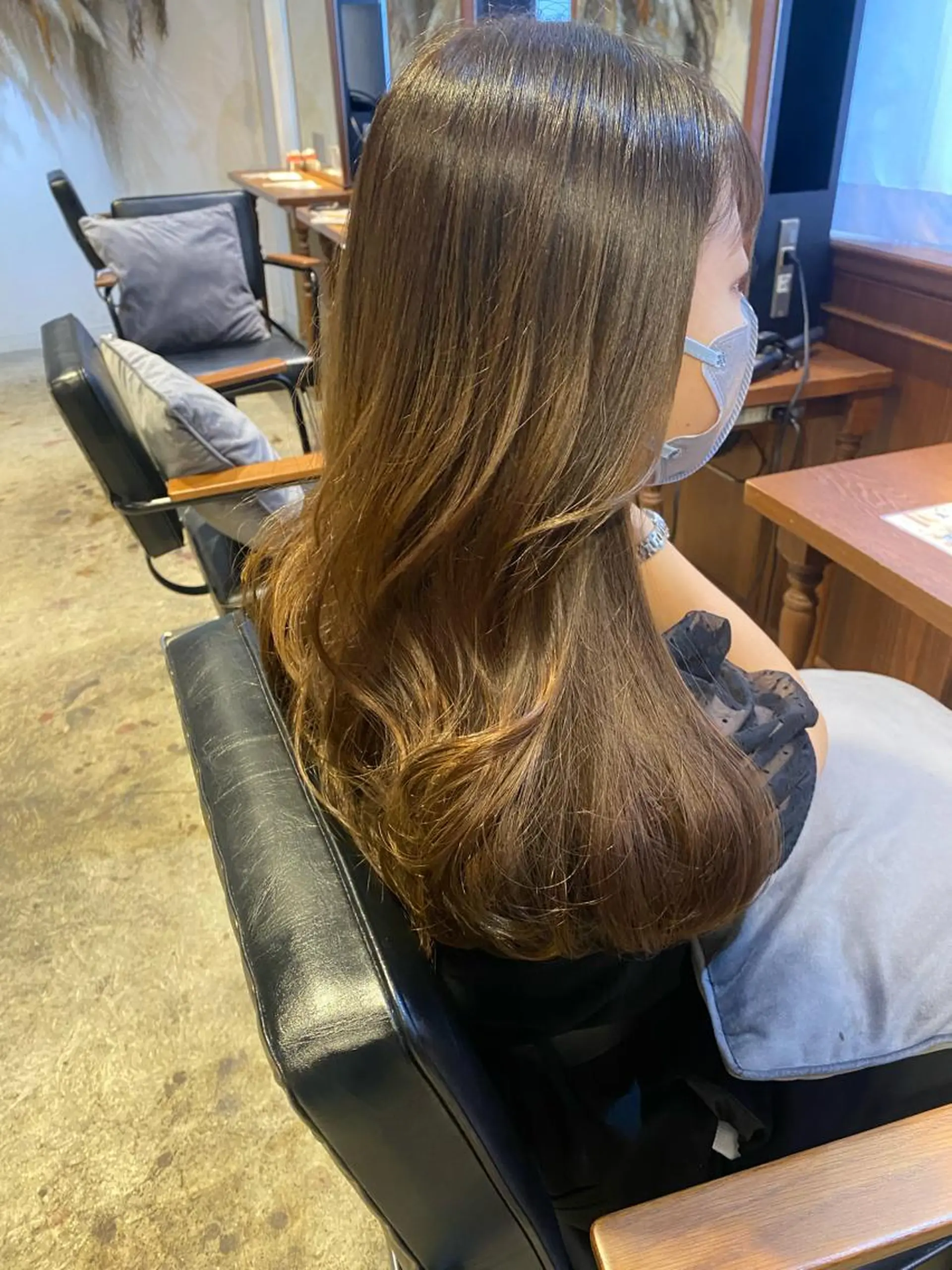 セミロング カット ヘアカラー トリートメント 似合わせ顔まわりカッ ト🩶瀧本美咲のヘアスタイル