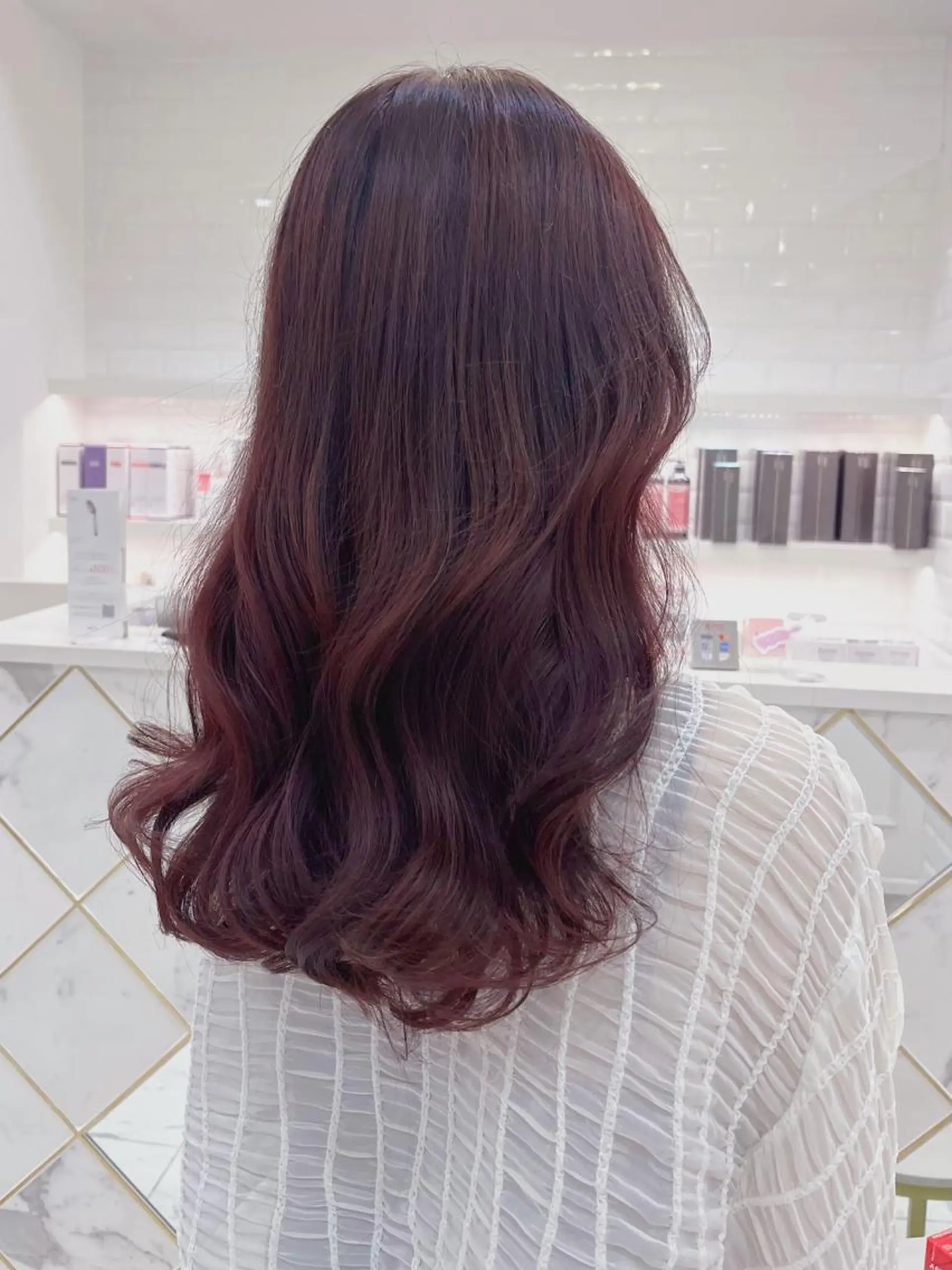 ロング ピンクラベンダー 川井麻由🎀アイドル 量産🎀ピンクカラーのヘアスタイル