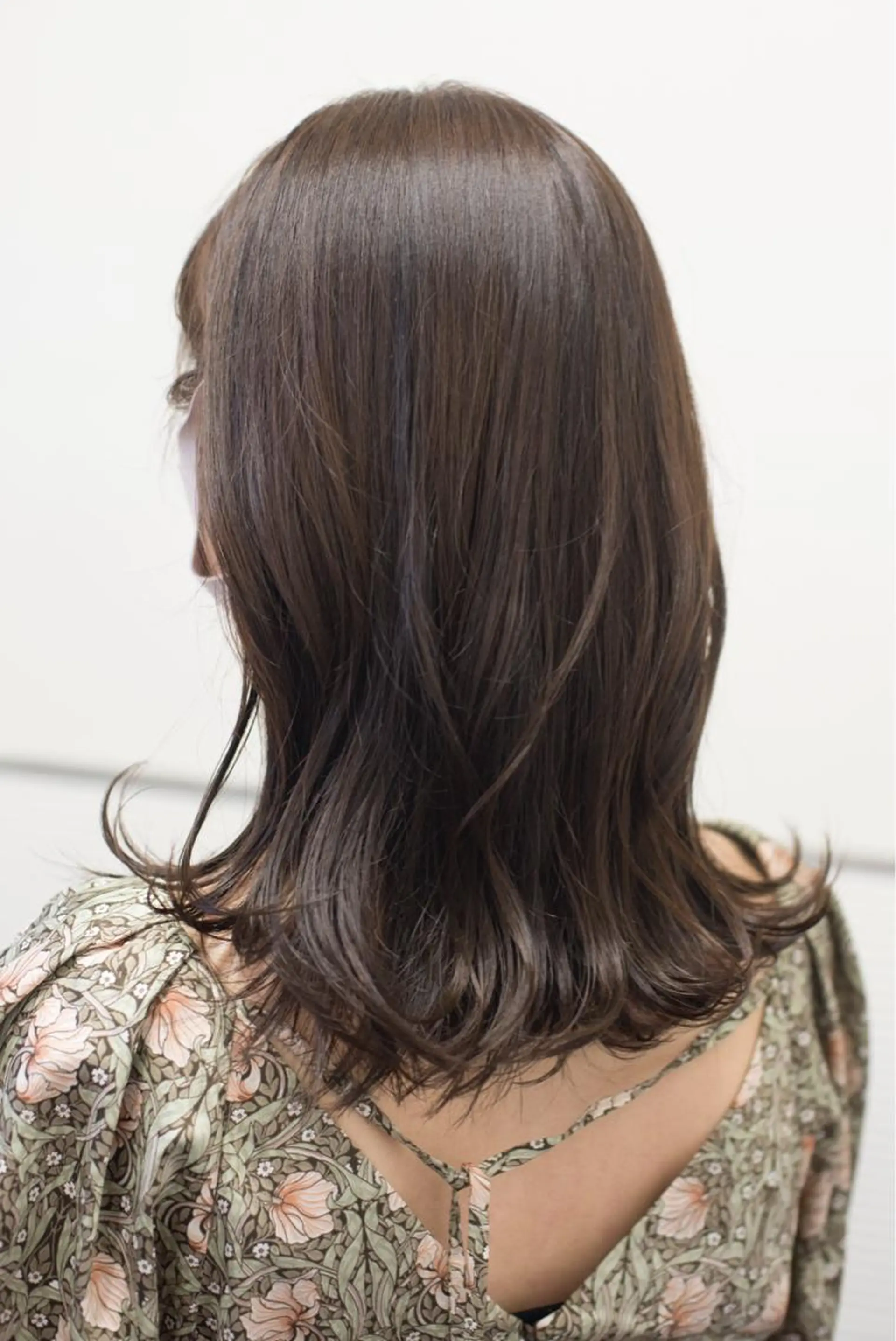 セミロング カラー 千葉 慎也のヘアスタイル