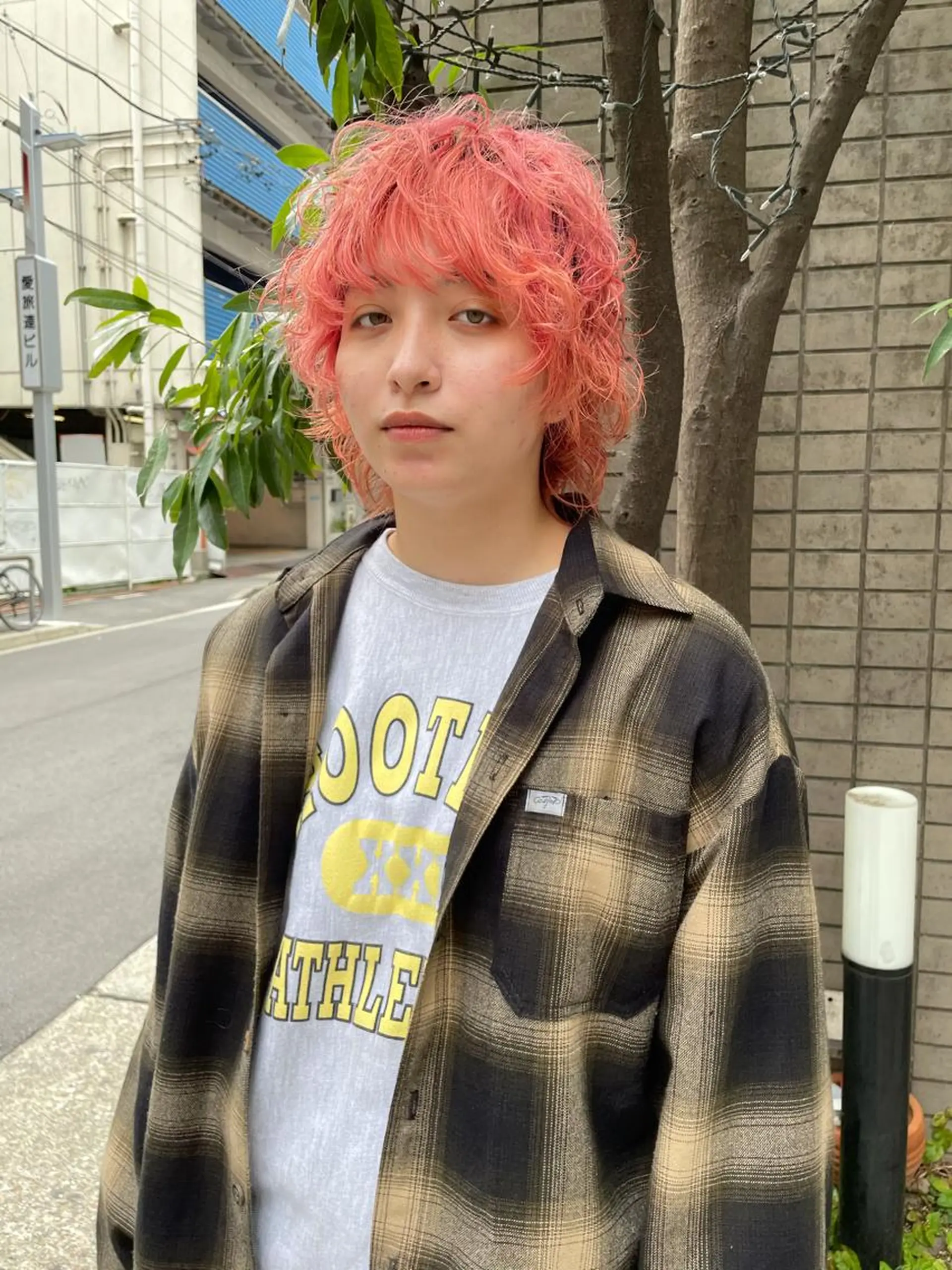 ショート カラー ピンクカラー ウルフカット 永田〈店長#レイヤー #ウルフ#ハイトーンのヘアスタイル