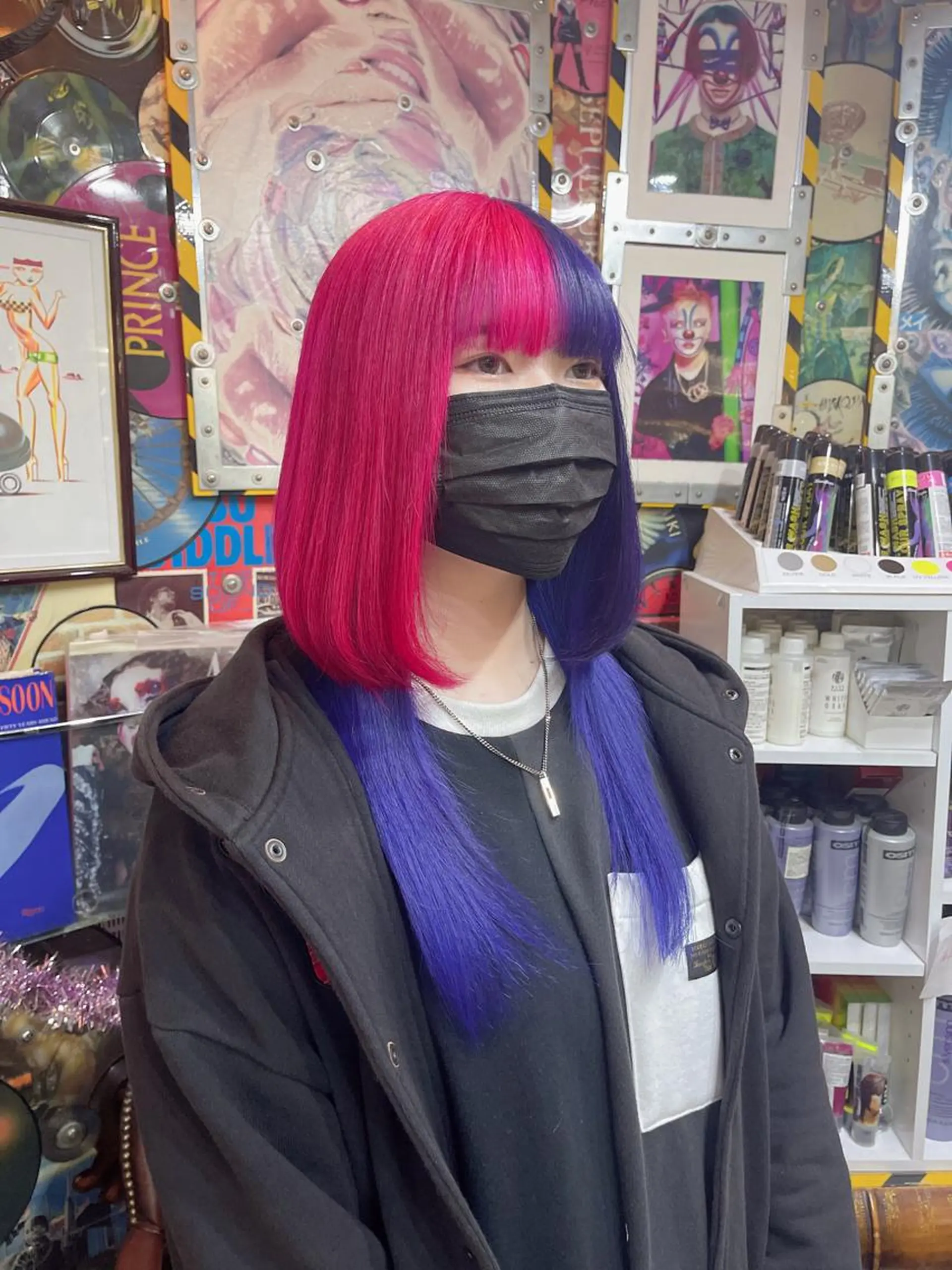 ミディアム カラー ヘアアレンジ haco+所属・🌈派手髪エクステ ブレイズ🌈ひろとのヘアスタイル