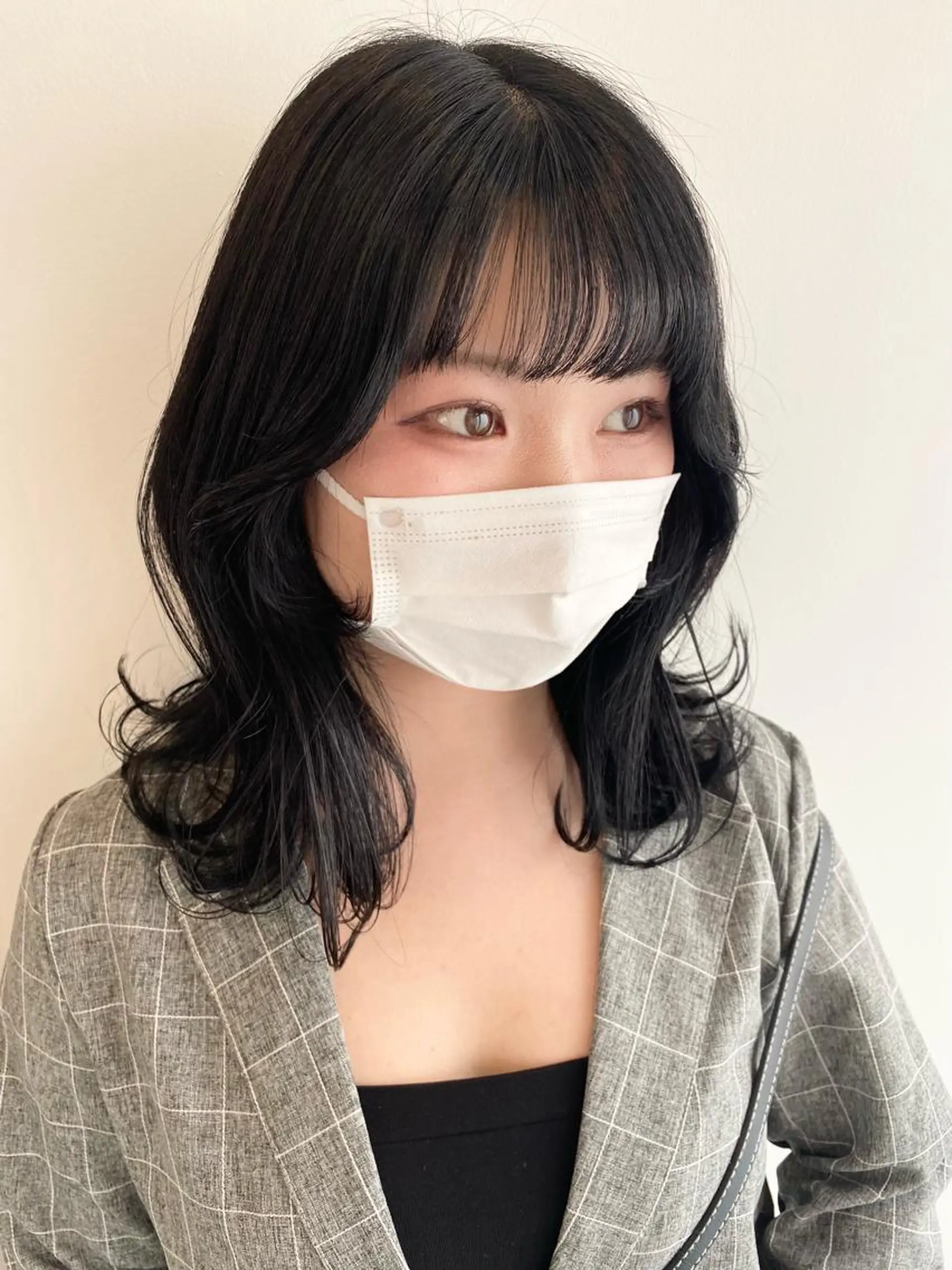 ミディアム カラー ホリイ ハルカのヘアスタイル