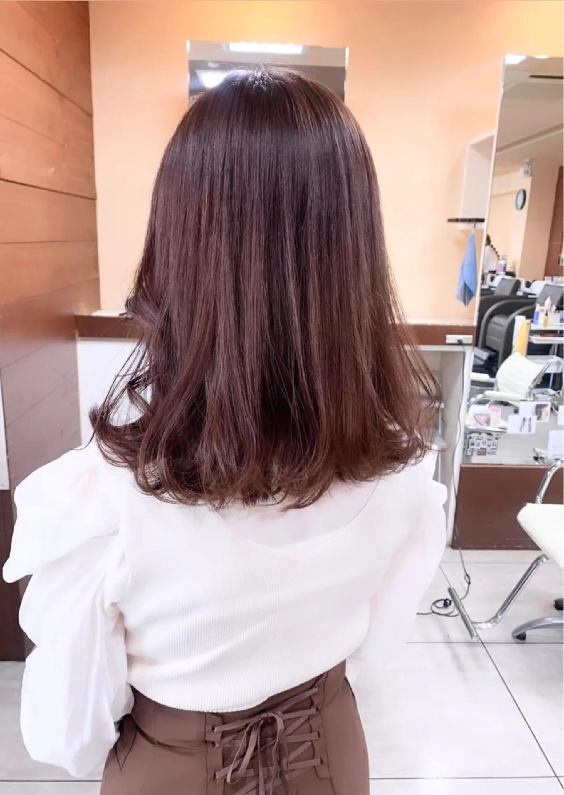 ミディアム ピンクブラウン カット ヘアカラー 🫧艶髪カラー🫧 森本くるみのヘアスタイル