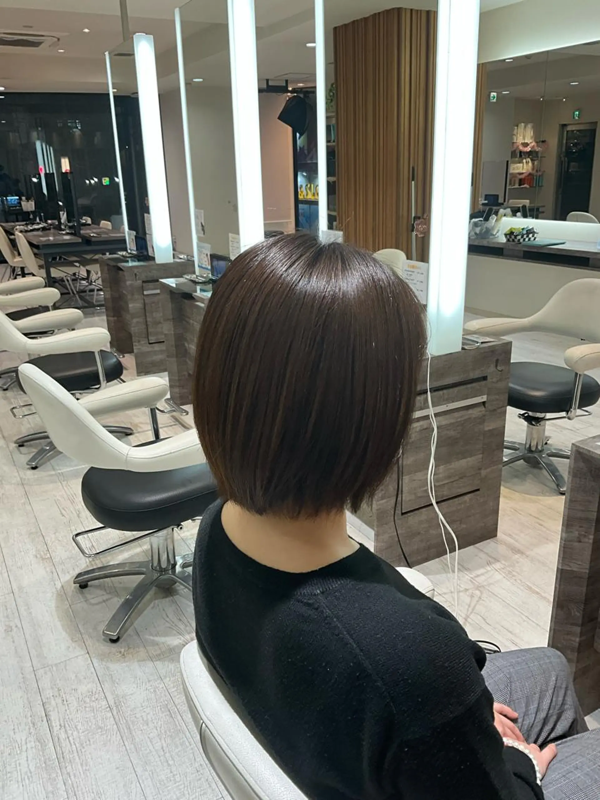 ショート カラー カット 佐野 太河のヘアスタイル