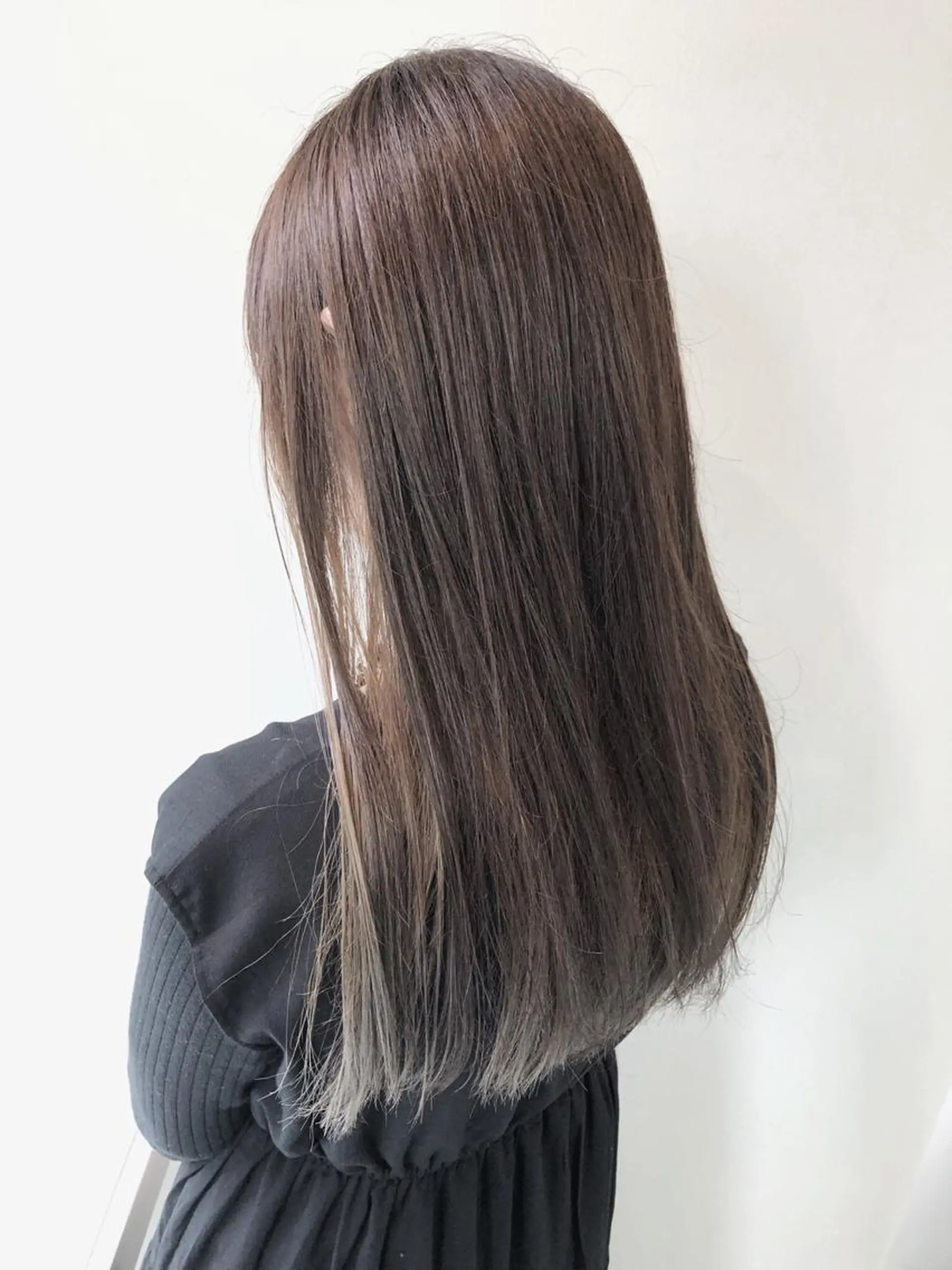 ロング カラー パーマ ヘアアレンジ ベージュカラー Mira by greenのヘアスタイル