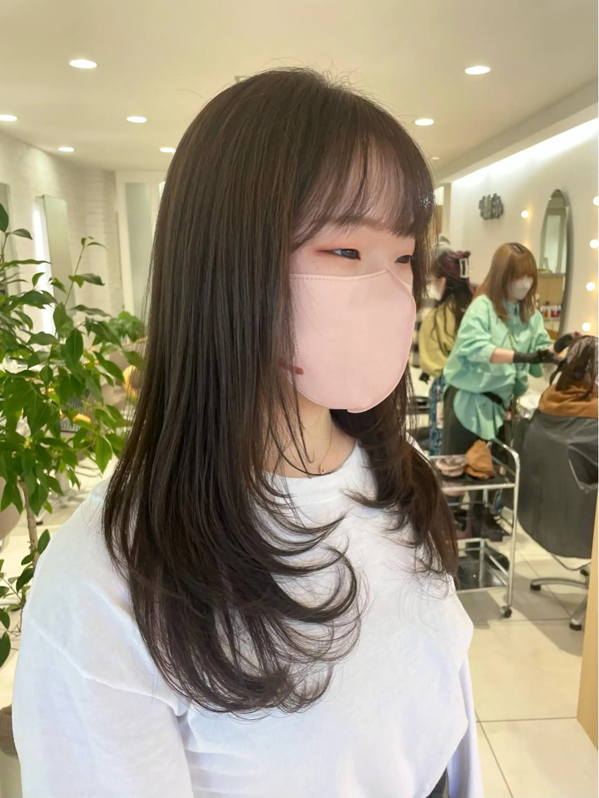 ロング 顔まわりレイヤー 姫カット 韓国風ヘア レイヤーカット ロング カット ヘアカラー nuu 栄所属・🧸SAKI🎀 韓国レイヤーのヘアスタイル
