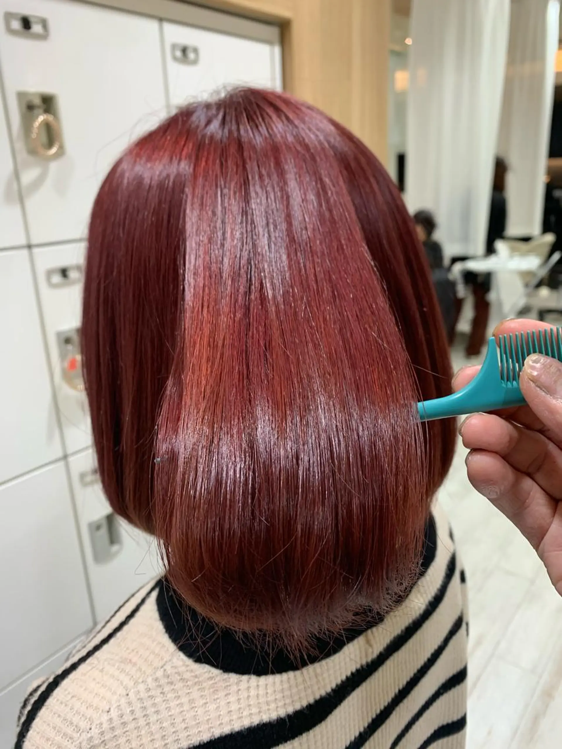 カラー カシス ピンクカラー brace 立花のヘアスタイル