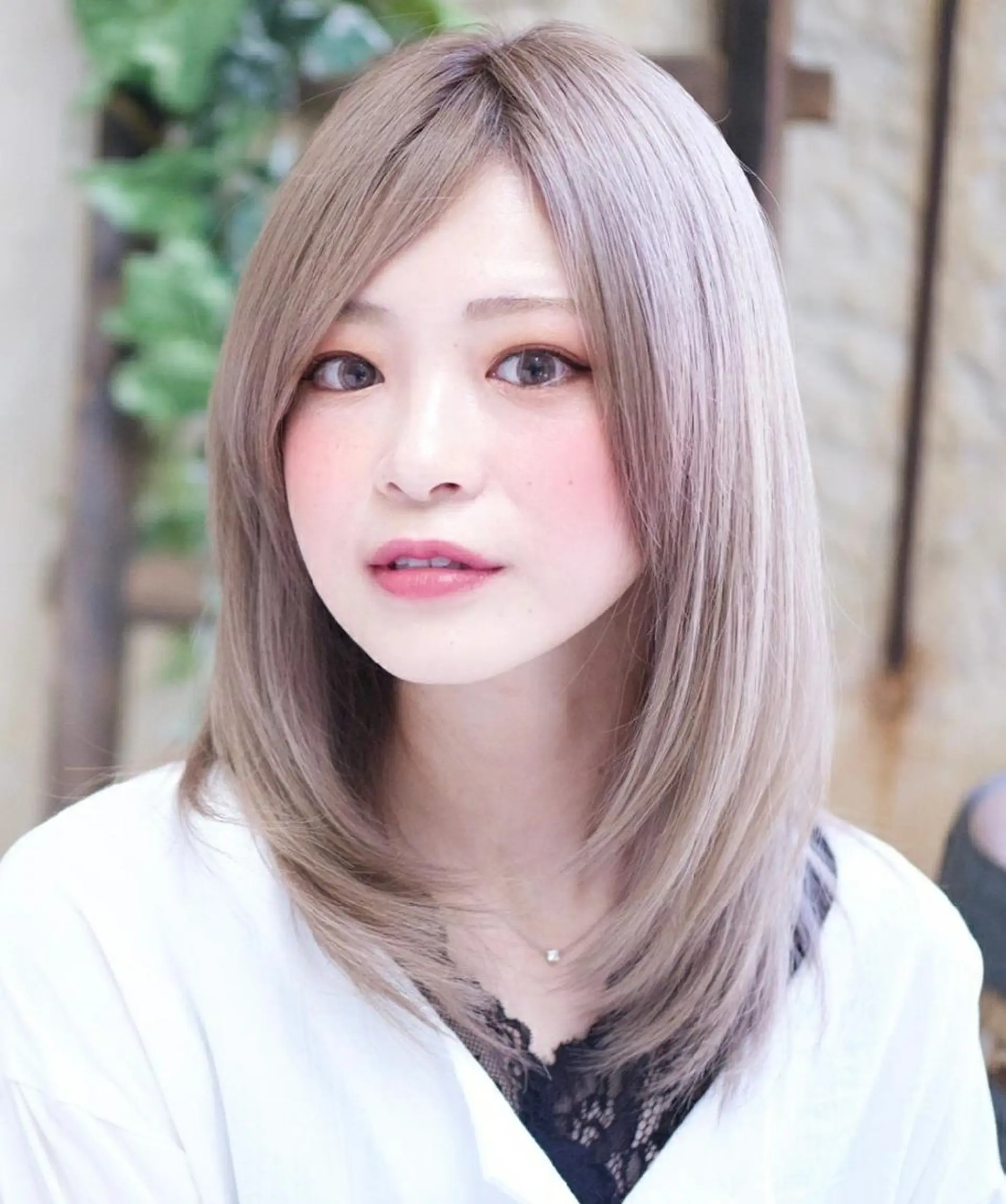 セミロング 縮毛矯正 トリートメント マネージャー 西村優子のヘアスタイル