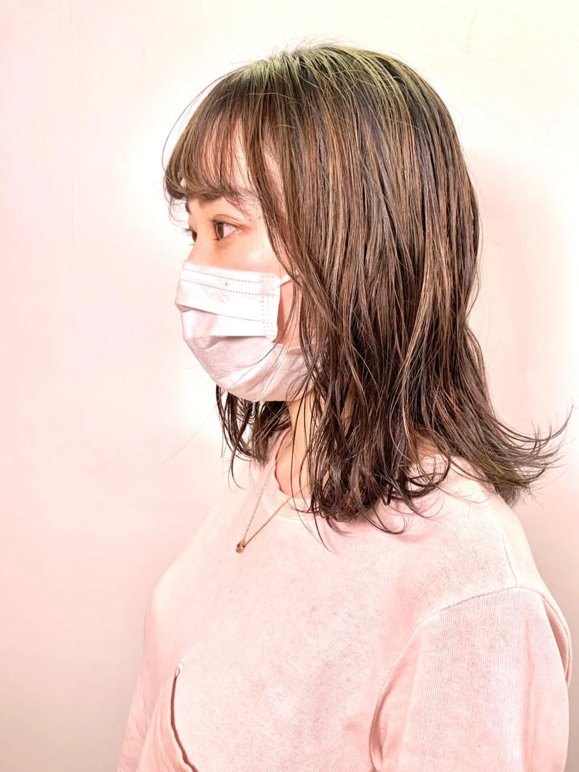 ミディアム カラー ハイライトカラー ハイライト よしだ とおいのヘアスタイル