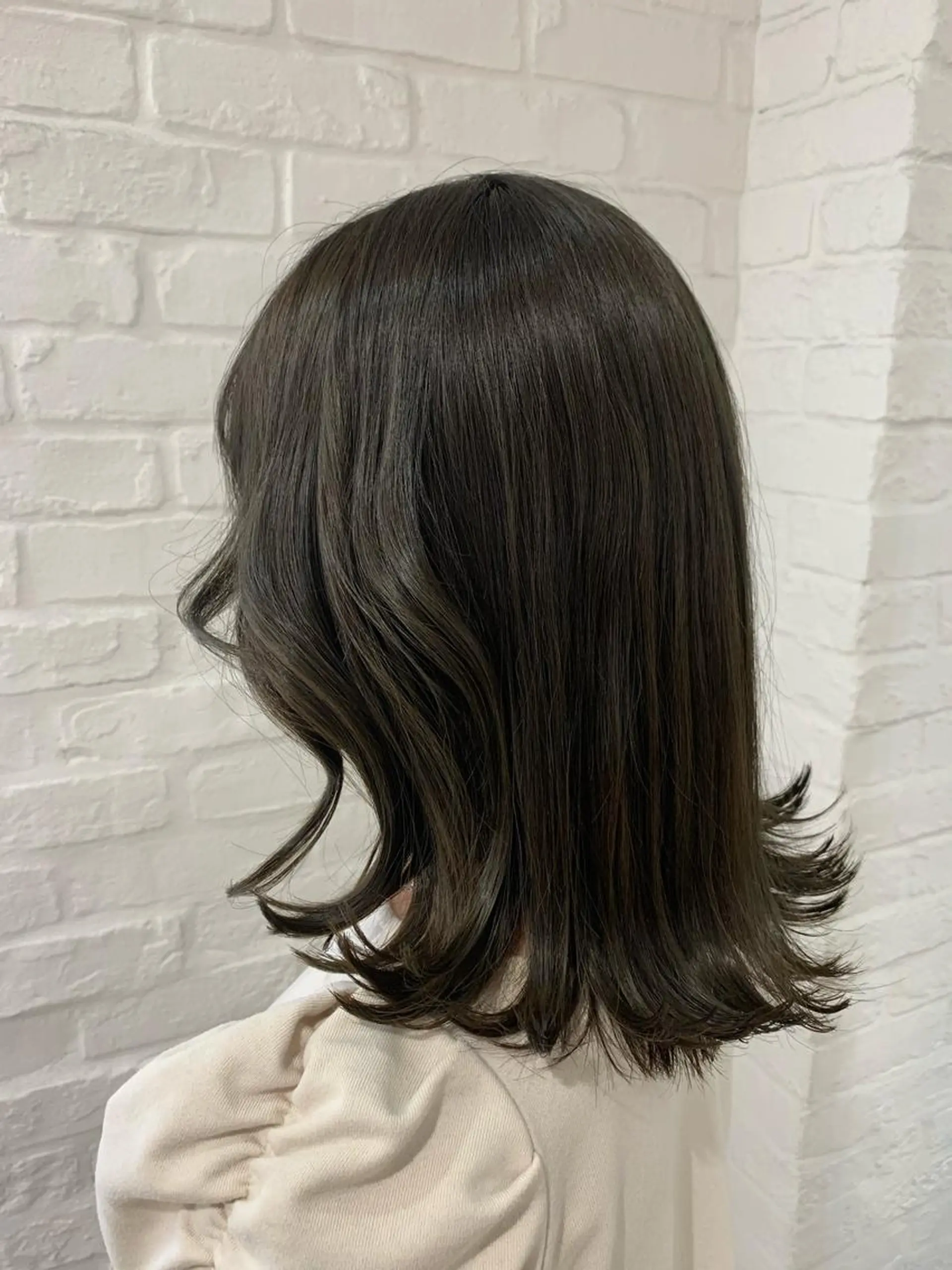 ミディアム 顔まわりレイヤー 韓国風ヘア レイヤーカット ヴァンカウンシル金山所属・髙橋明日香/金山/ デザイン／顔周りのヘアスタイル