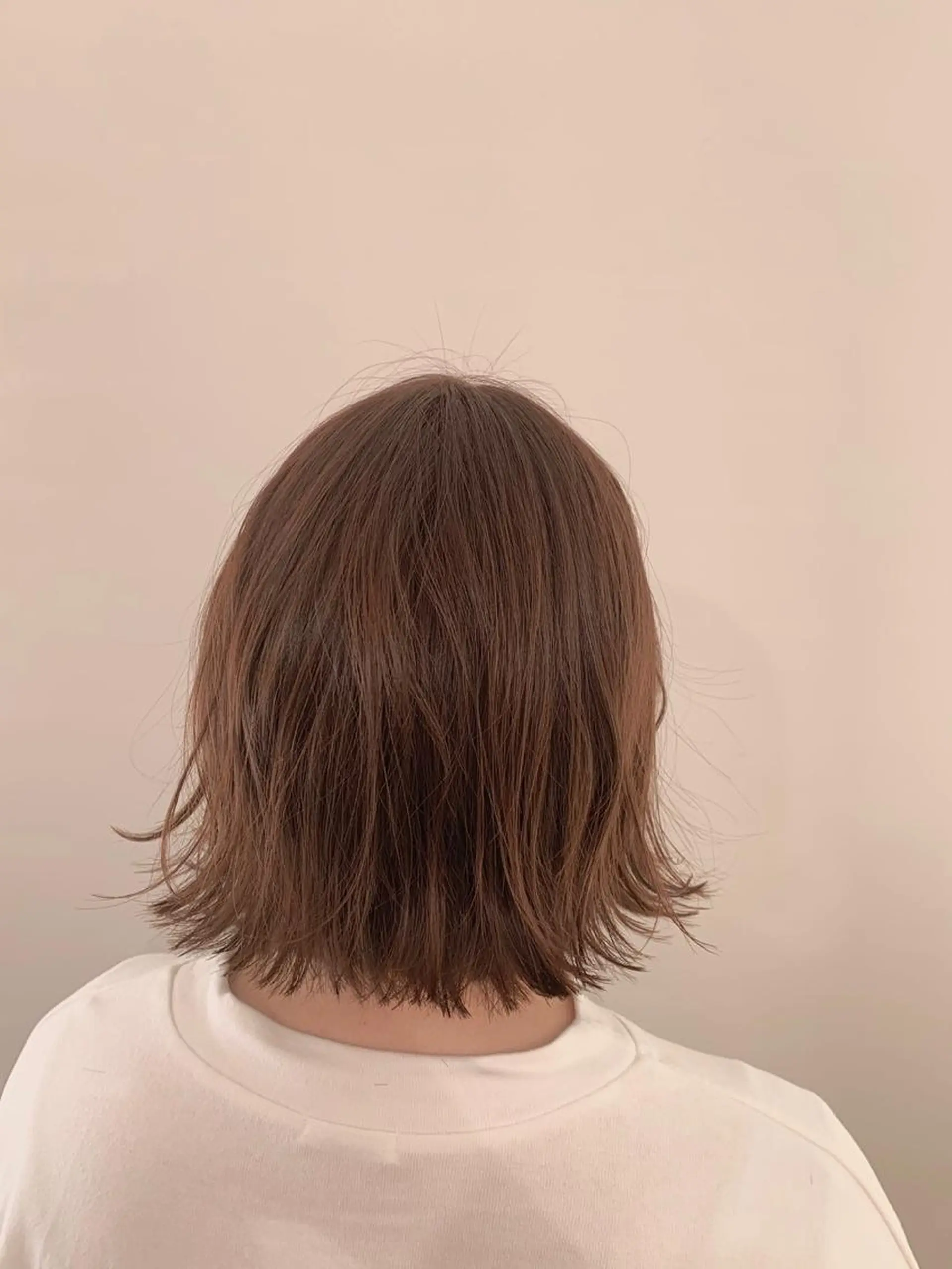 ショート カラー パーマ ヘアアレンジ ベージュカラー ボブ カット ヘアカラー トリートメント 加藤 綾華のヘアスタイル