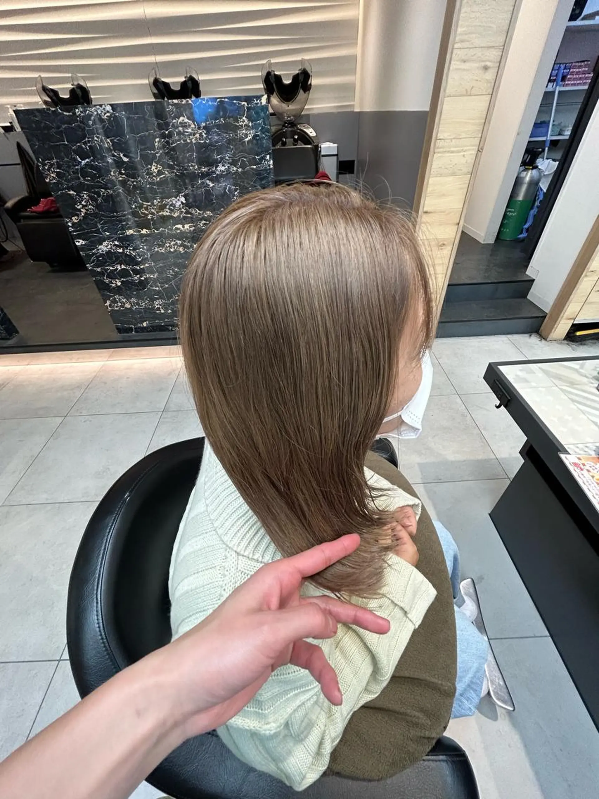 ミディアム カラー ミディアムパーマ ブリーチ 学生 ツイストパーマ ヘアカラー L PLACE所属・L PLACE 丸山一希のヘアスタイル