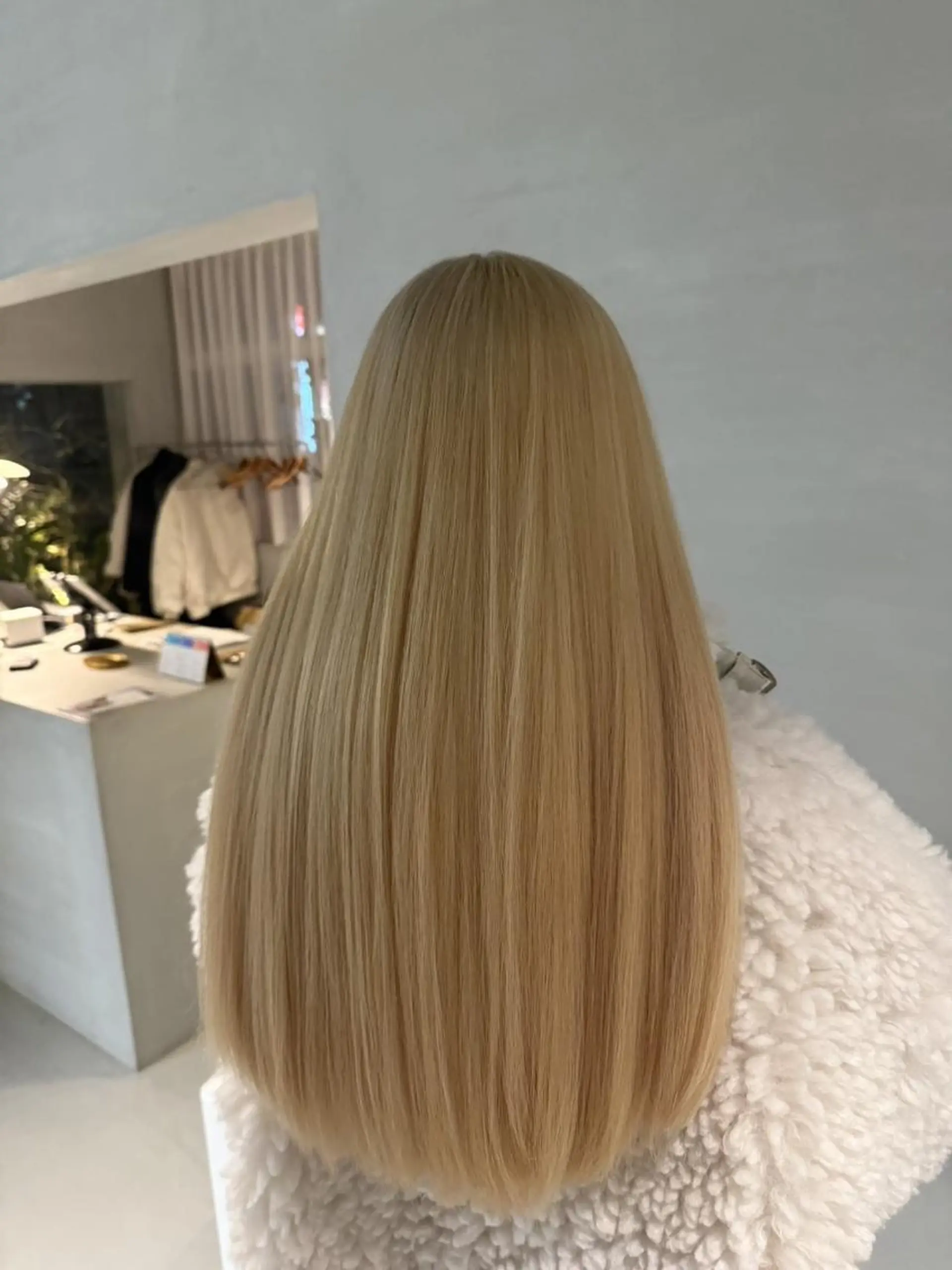 カラー ハイトーン/艶髪/ 暗髪/韓国/sanaのヘアスタイル