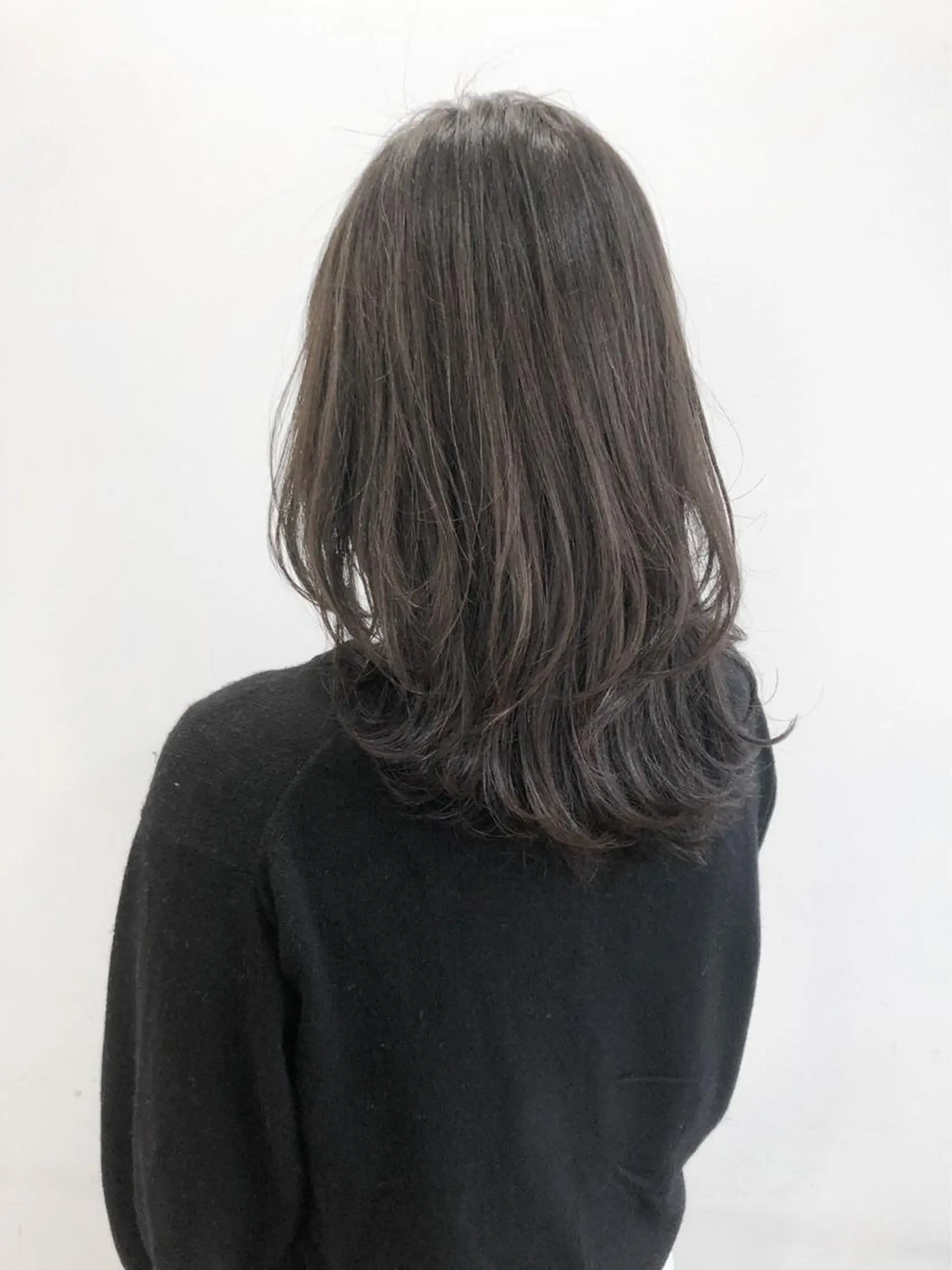 セミロング 柔らかベージュ🤍 fukaのヘアスタイル