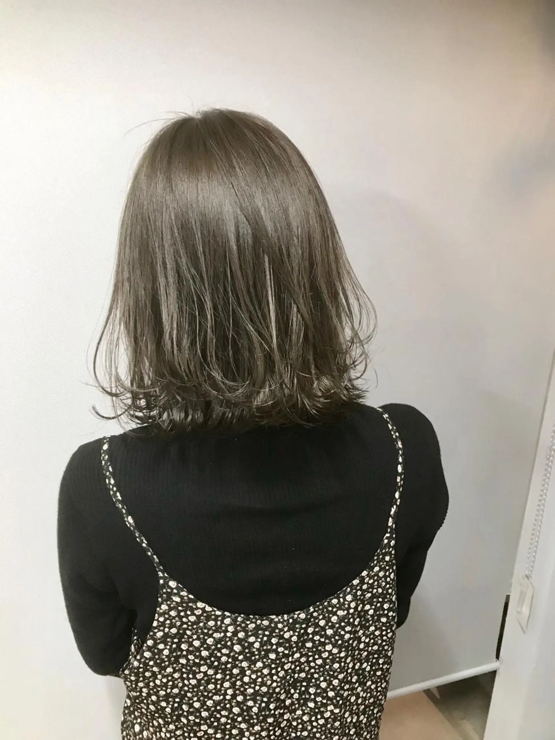 ショート 外ハネヘア カット ヘアカラー トリートメント lok[ロク]  高田馬場のヘアスタイル