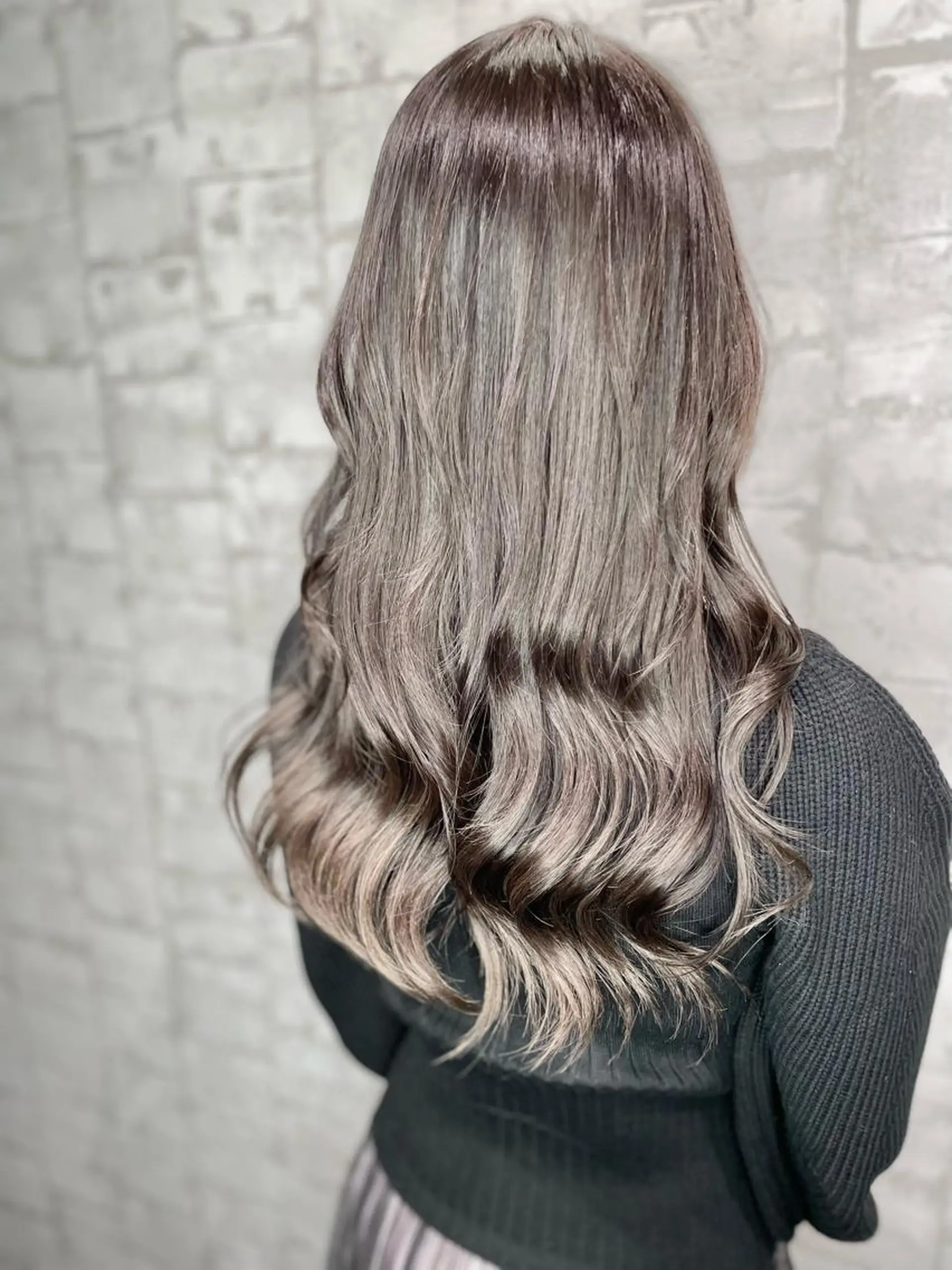 セミロング カラー ブリーチ 透明感カラー デート BOOTH share saron所属・今井 勝也のヘアスタイル