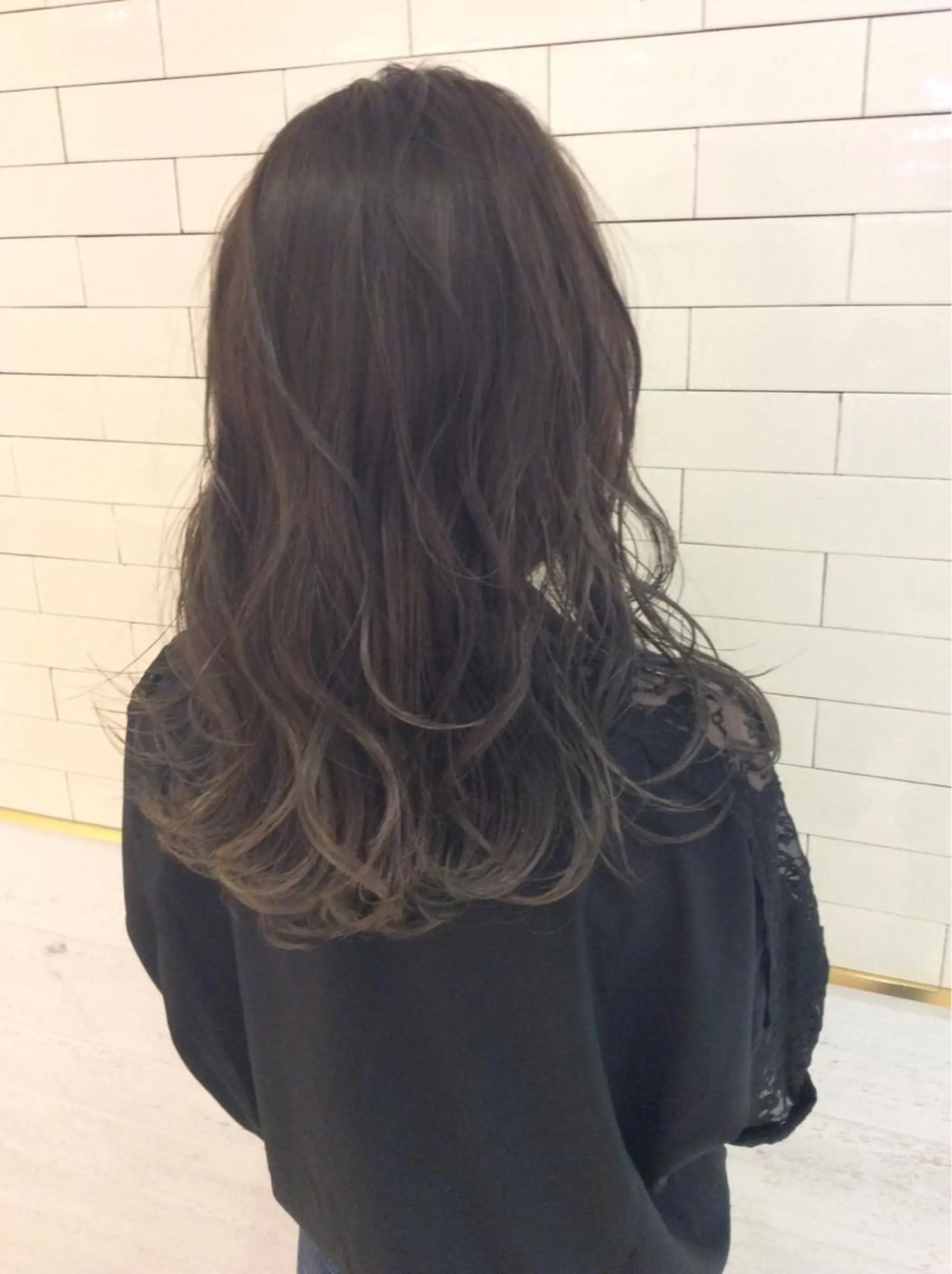 ミディアム カラー レイヤーカット× 髪質改善たもりのヘアスタイル