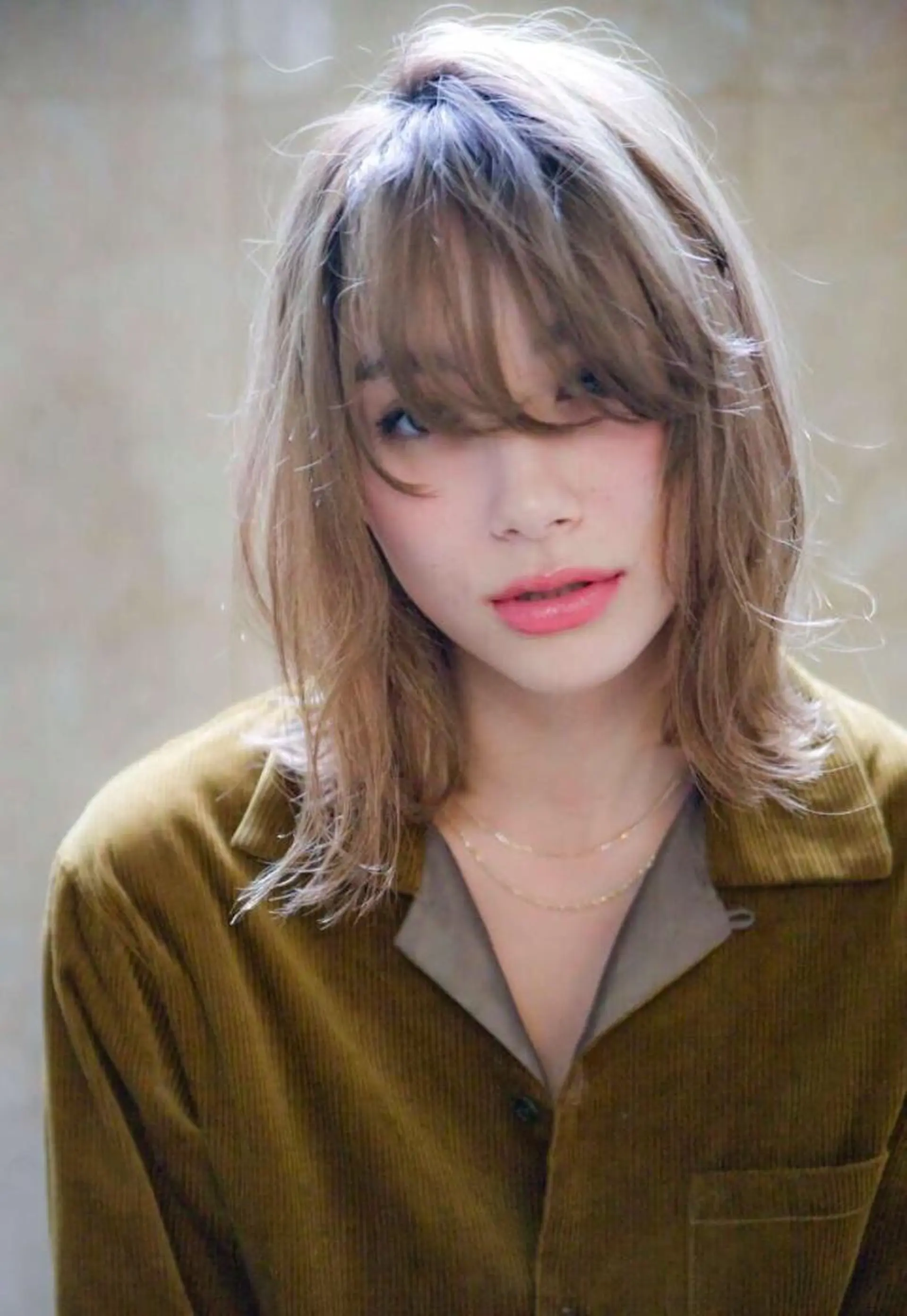 セミロング カラー hao所属・西山 頌太のヘアスタイル