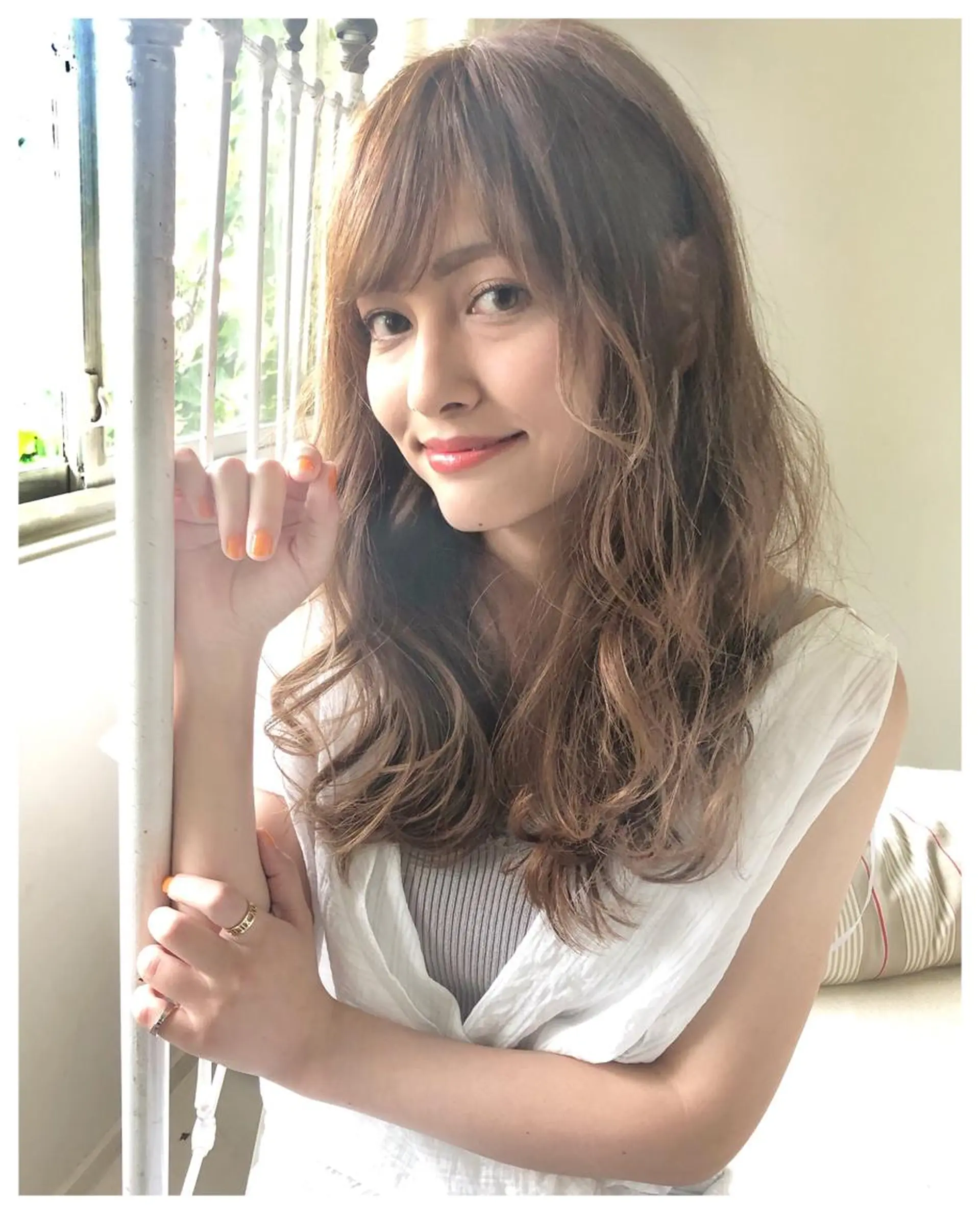 ロング カラー パーマ ヘアアレンジ カット ヘアカラー トリートメント ヘアセット Londideal 高橋ヒロシのヘアスタイル