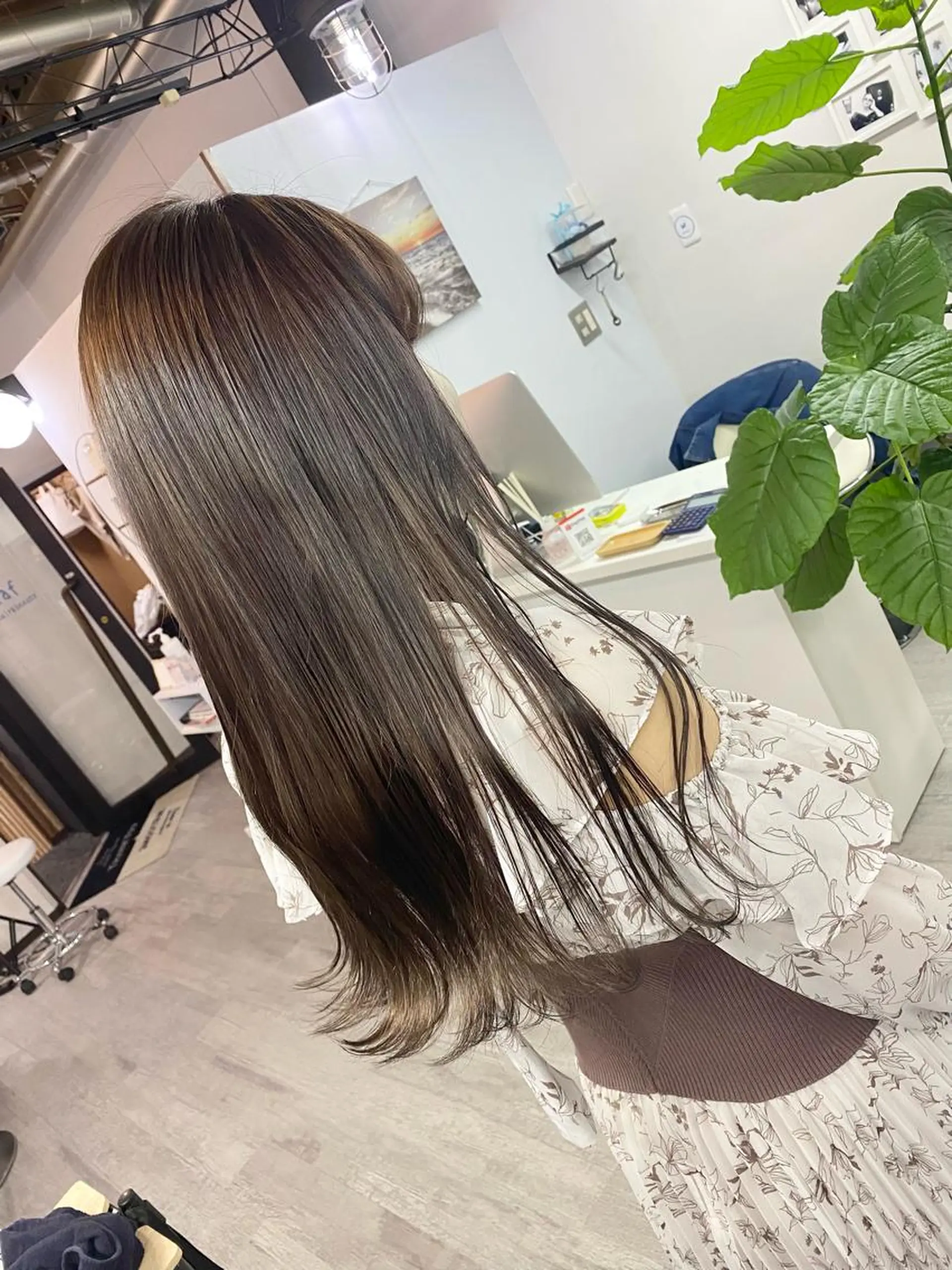 ロング カラー ヘアカラー トリートメント 名畑 裕貴のヘアスタイル