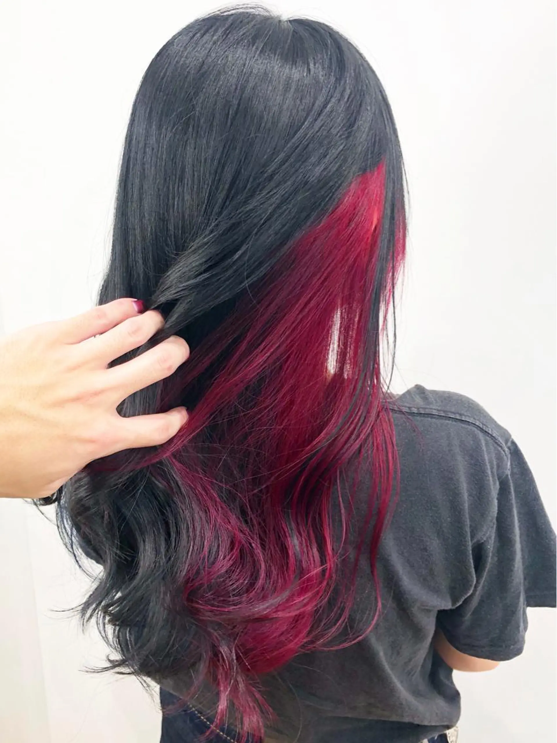 セミロング カラー  渡部 妃月のヘアスタイル