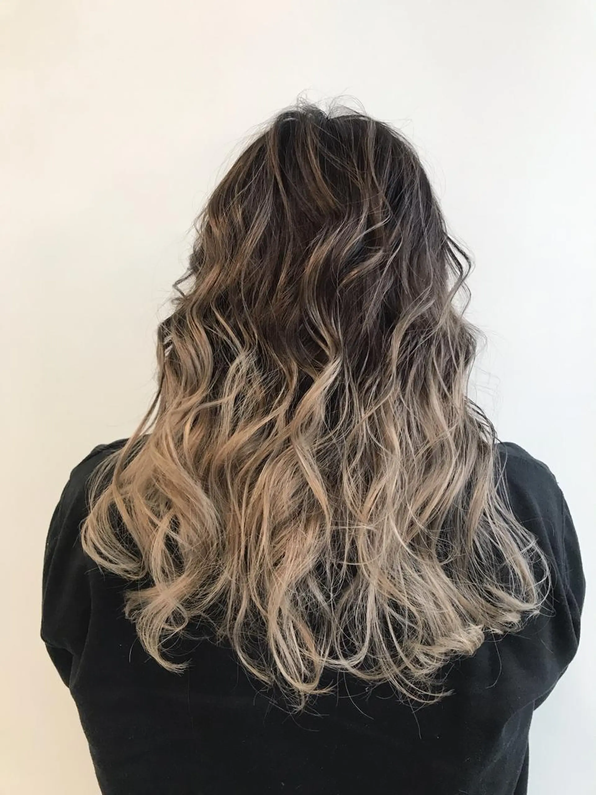 ロング カラー 佐山 聖玲奈のヘアスタイル