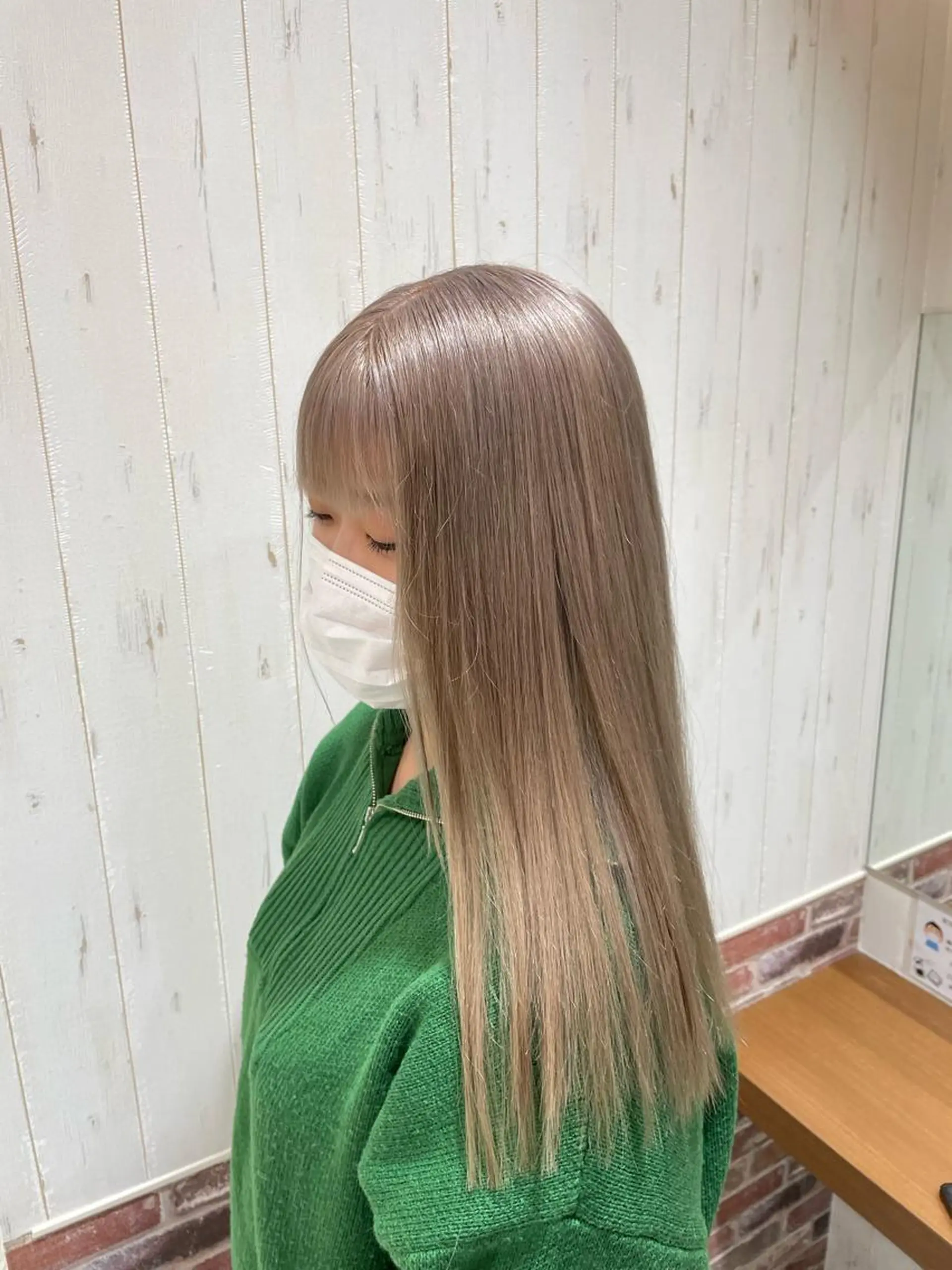 ミディアム カラー アディクシーカラー バレイヤージュ ブリーチ ダブルカラー イヤリングカラー ヘアカラー 中嶋 紘夢のヘアスタイル