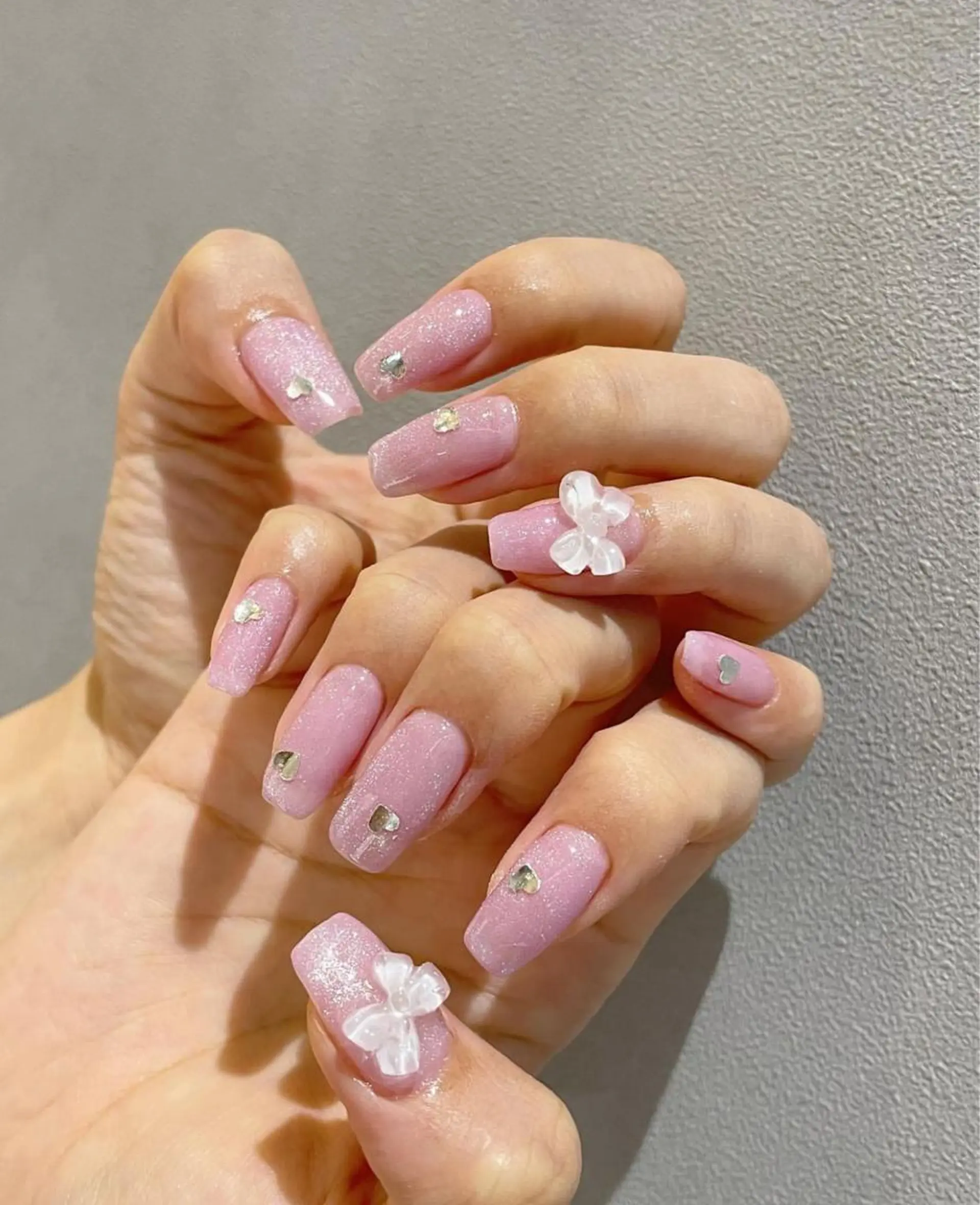 ネイル ハンドネイル ハンドケア 🦋 MiKi 🦋 ネイルサロンのネイルデザイン