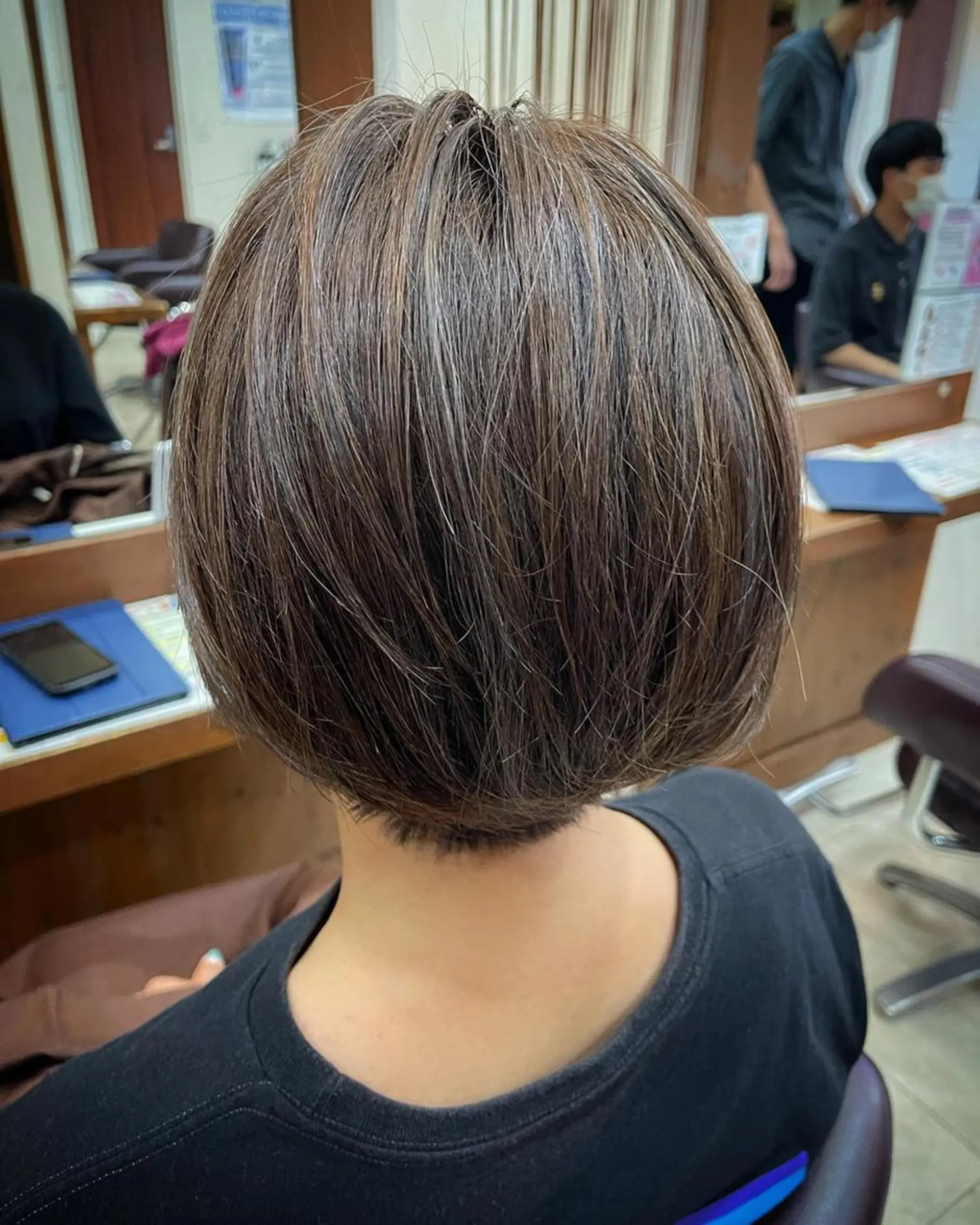 ショート カラー ダブルカラー ハイライトカラー インナーカラー ハイライト 髪質改善 justbeauty CiNQのヘアスタイル
