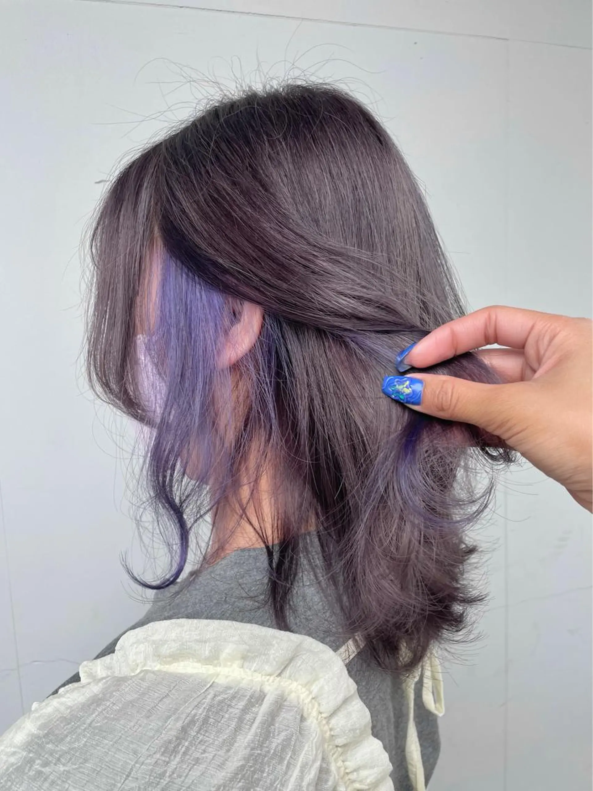ミディアム カラー アディクシーカラー ブリーチ ケアブリーチ ダブルカラー イヤリングカラー カット ヘアカラー トリートメント もにか🌞原宿/渋谷 🌝ブリーチカラーのヘアスタイル