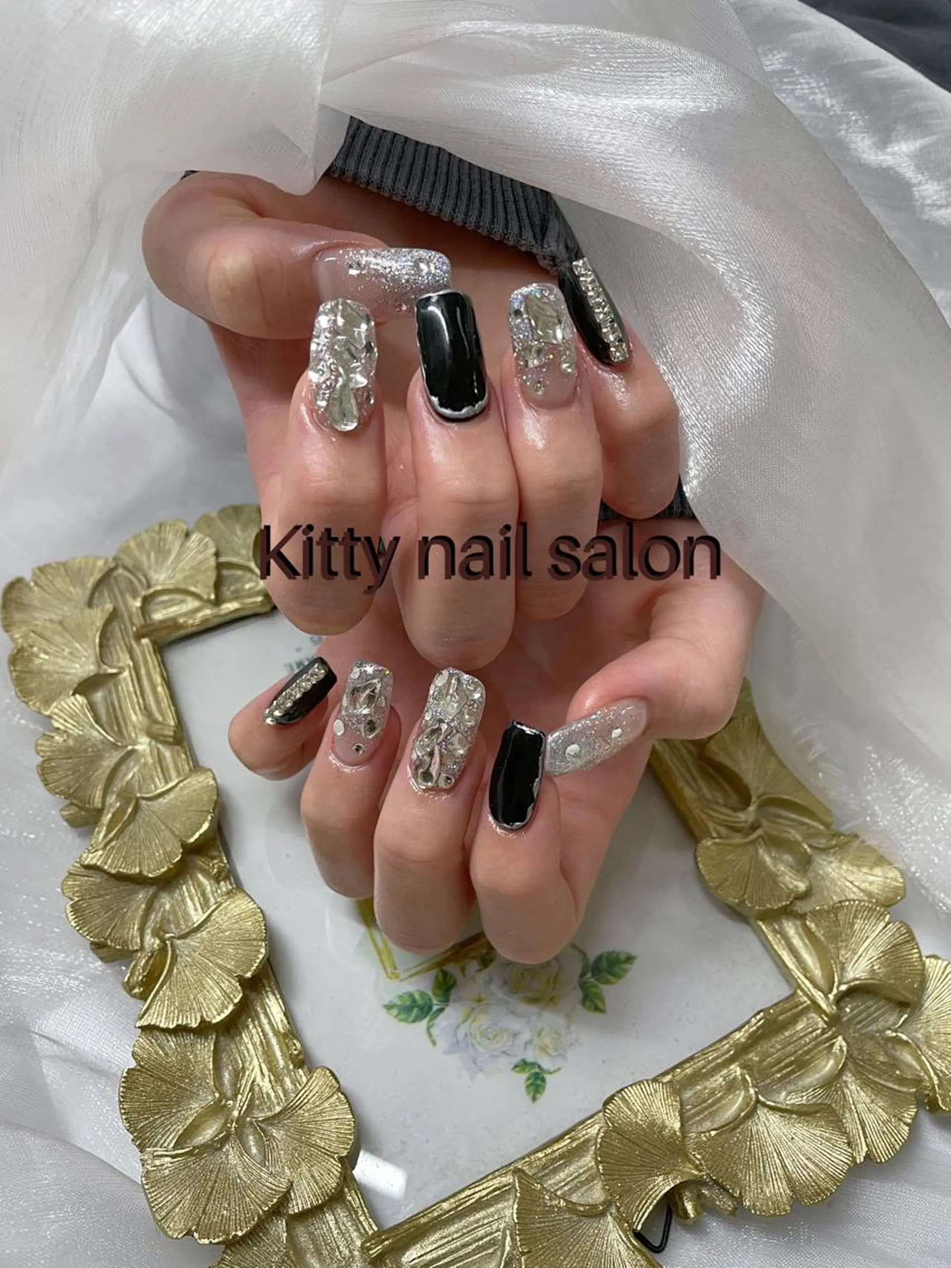 ネイル ストーンネイル ハンドネイル kitty nail salonのネイルデザイン