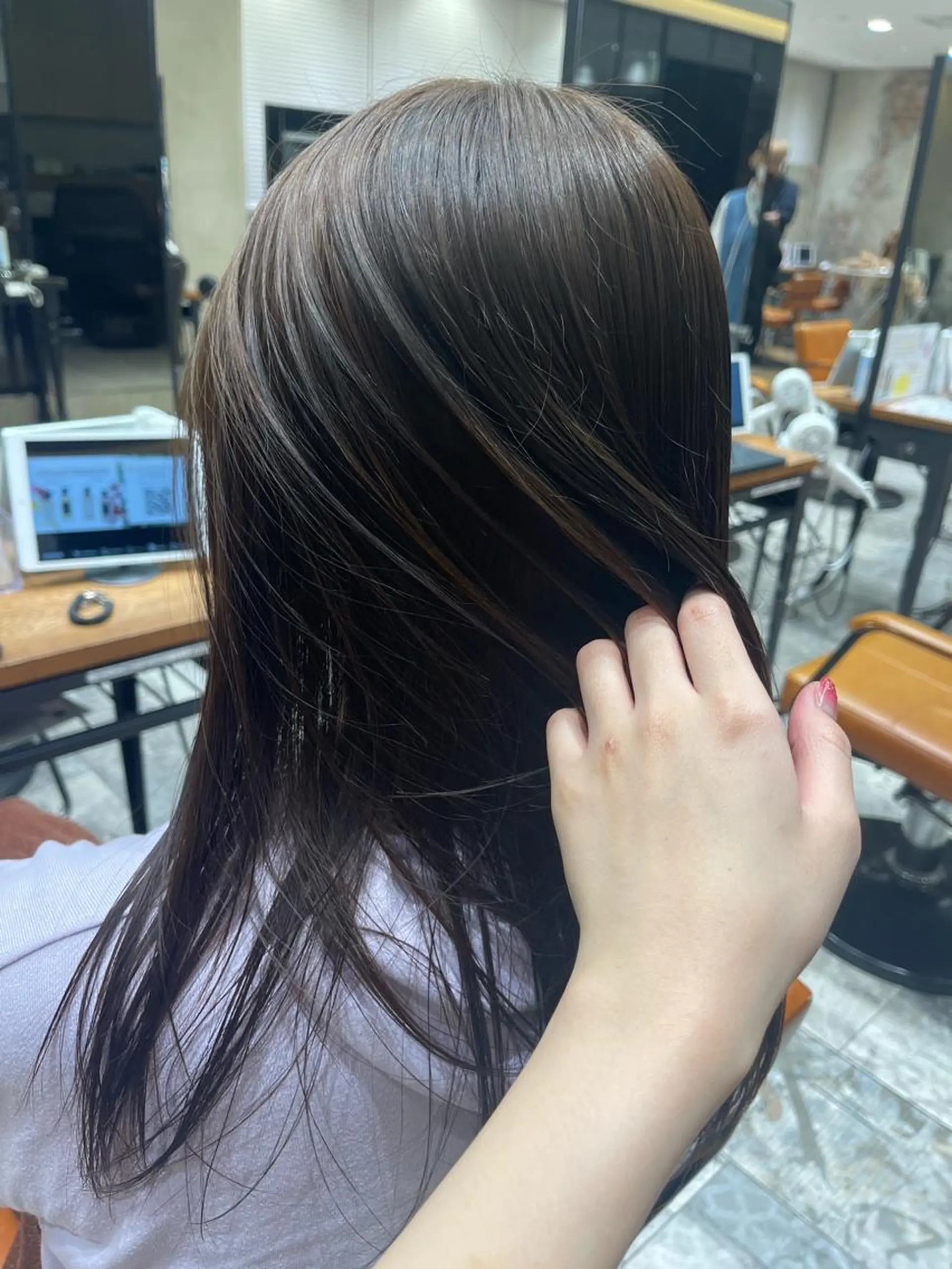 ロング トリートメント トリートメント SAYAKA🩶 レイヤー韓国ヘア新宿のヘアスタイル