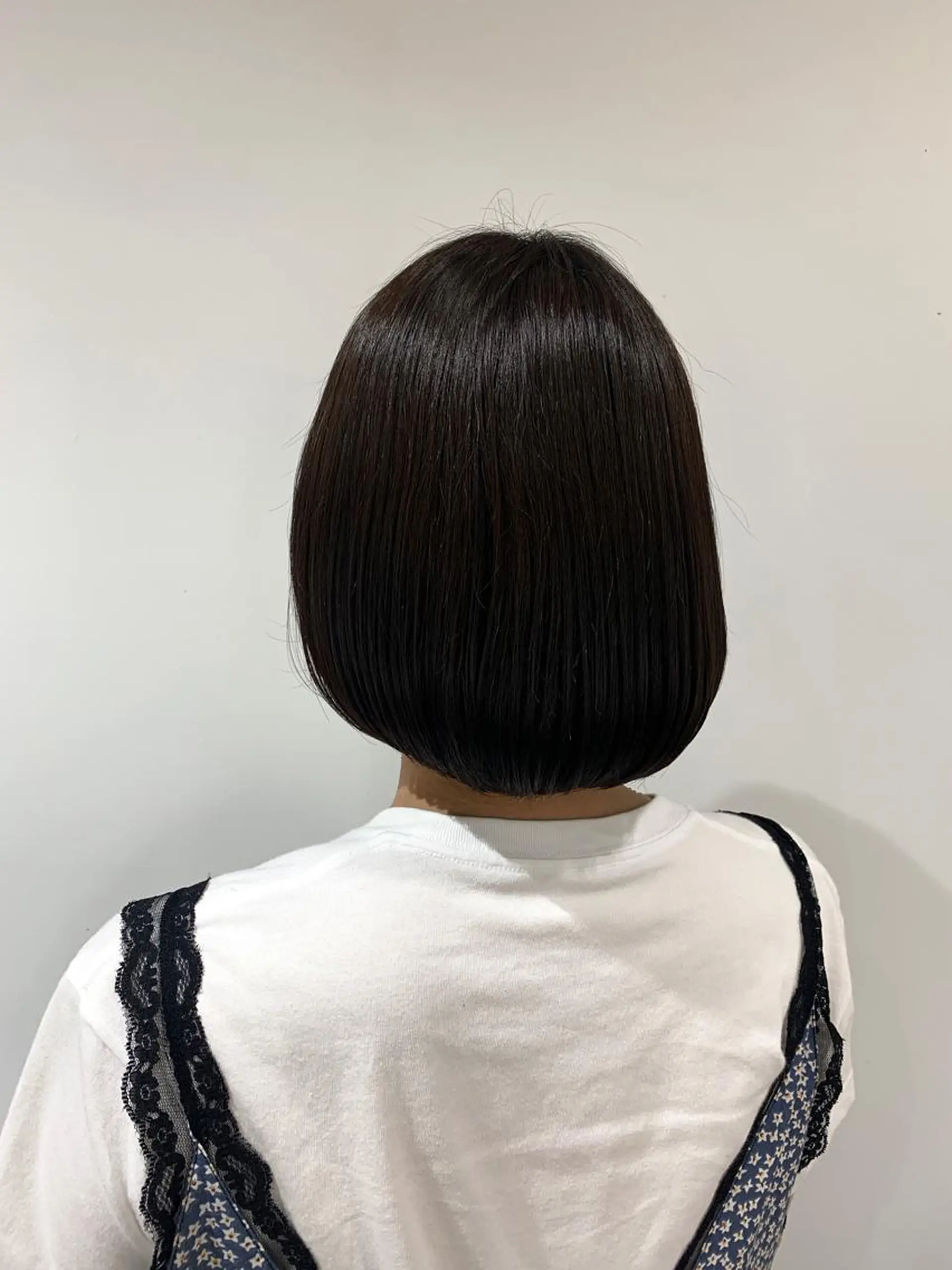 ショート カラー ベージュカラー ラベンダーカラー ラベンダーベージュ 壽真央 /ブリーチカラーのヘアスタイル
