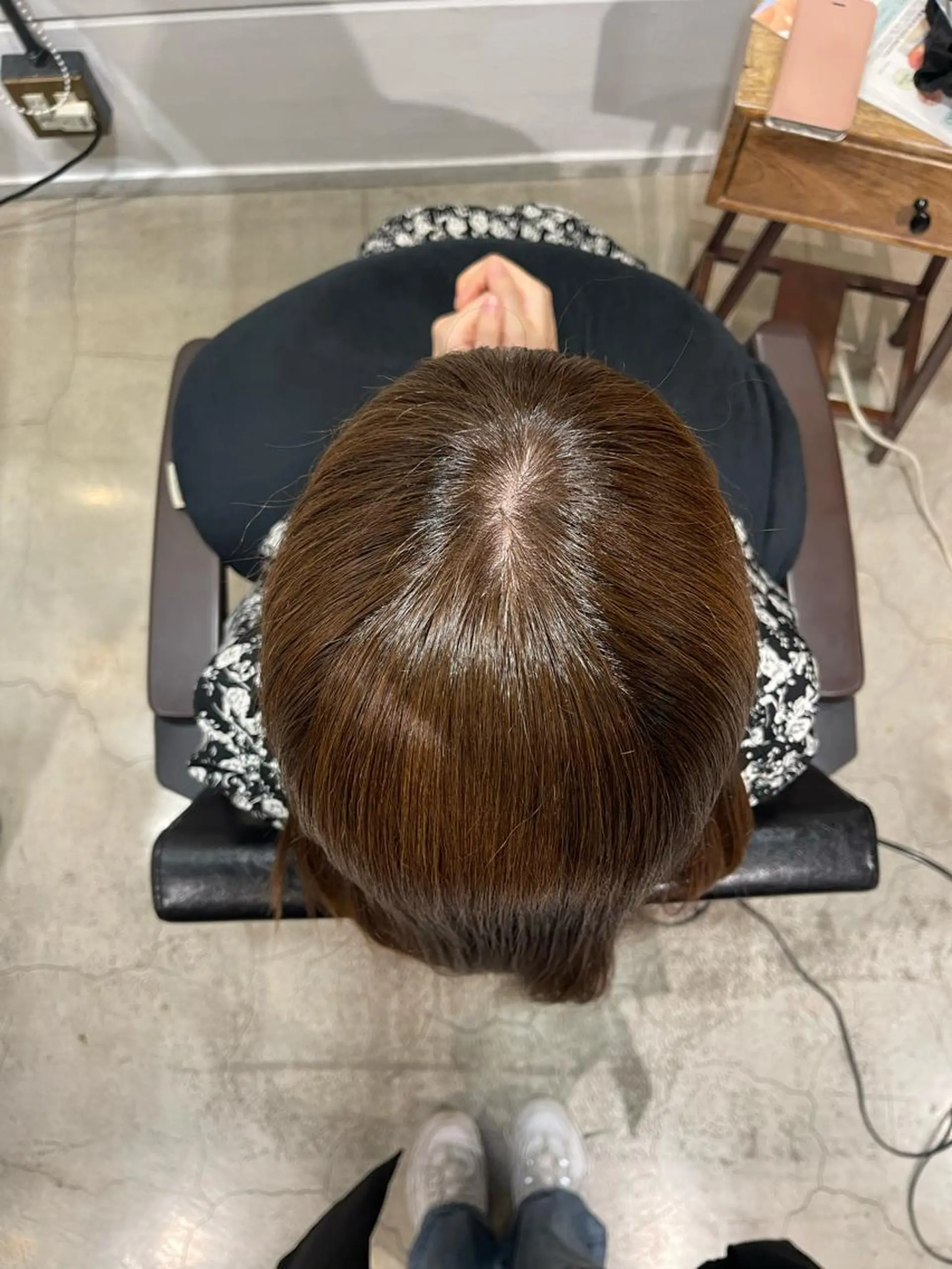 セミロング カラー イージーパーマ募集 平口はのんのヘアスタイル