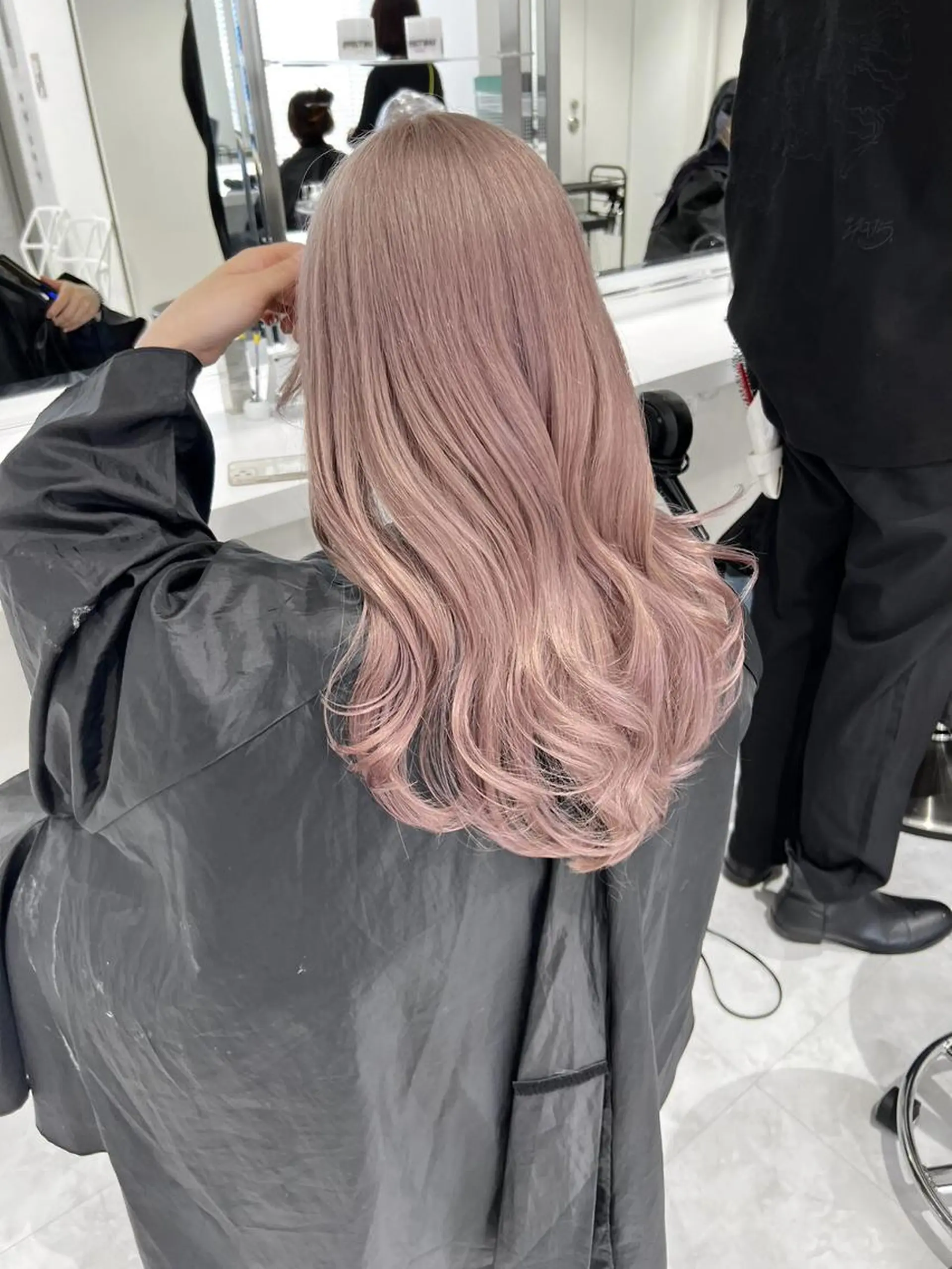 カラー *トレンドガーリー♡ 池袋🩰モデル募集のヘアスタイル