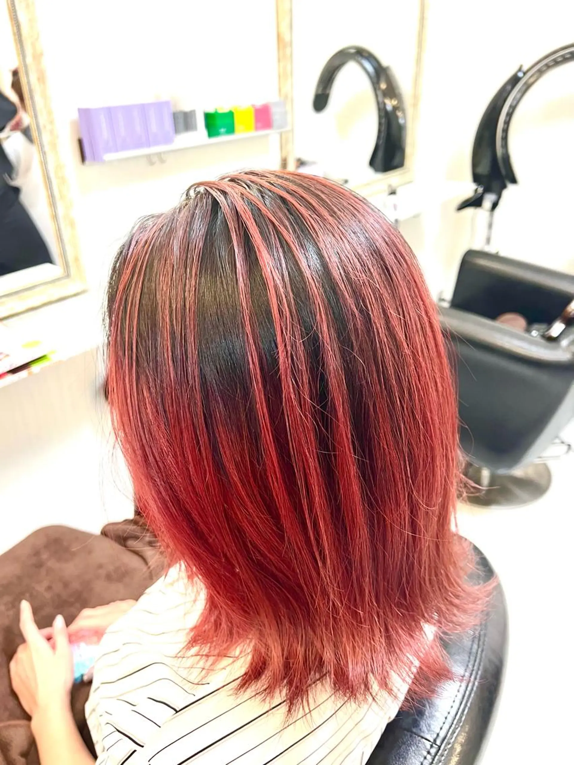 ミディアム カラー バレイヤージュ レイヤーカット KEN 🌟のヘアスタイル