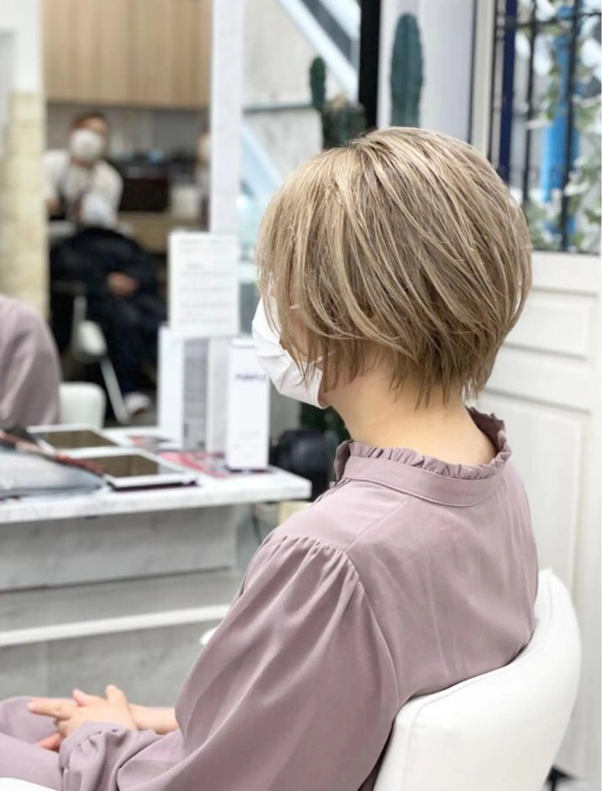 ショート カラー ヘアアレンジ ブリーチ ケアブリーチ 透明感カラー メンズパーマ 特化中澤のヘアスタイル