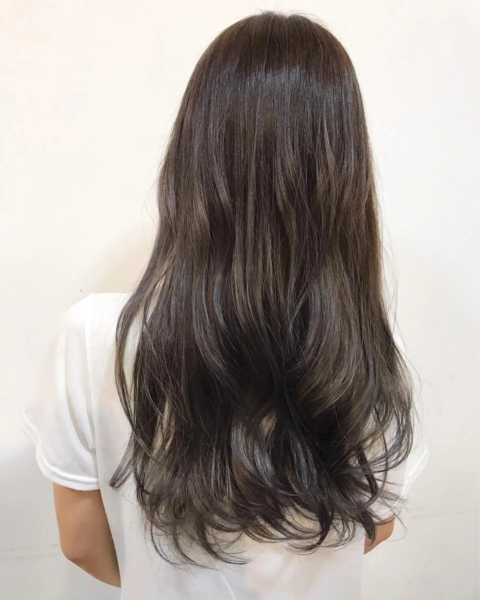 ロング カラー アッシュ RoL by apollo所属・横浜ブリーチムラ直し 特化美容師/海崎剛史のヘアスタイル