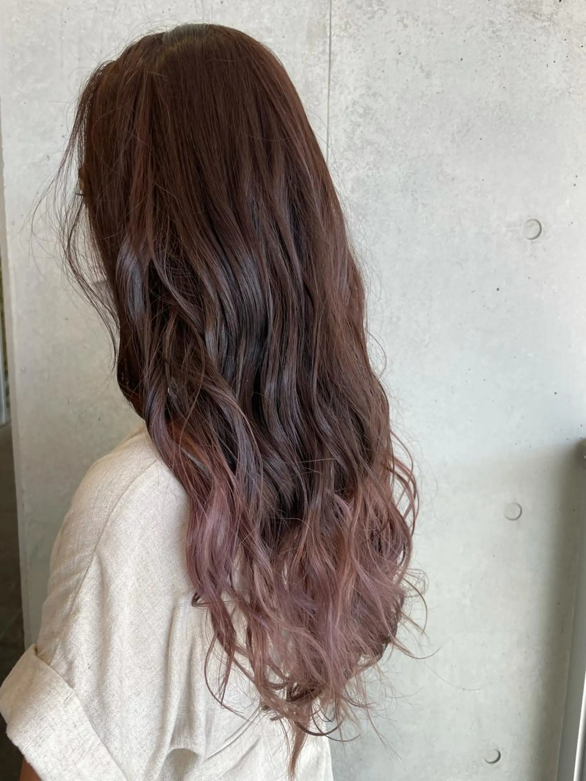 ロング カラー シールエクステ ブリーチ ケアブリーチ 透明感カラー デザインカラー シールエクステ/ツヤ 髪🩷SATSUKIのヘアスタイル