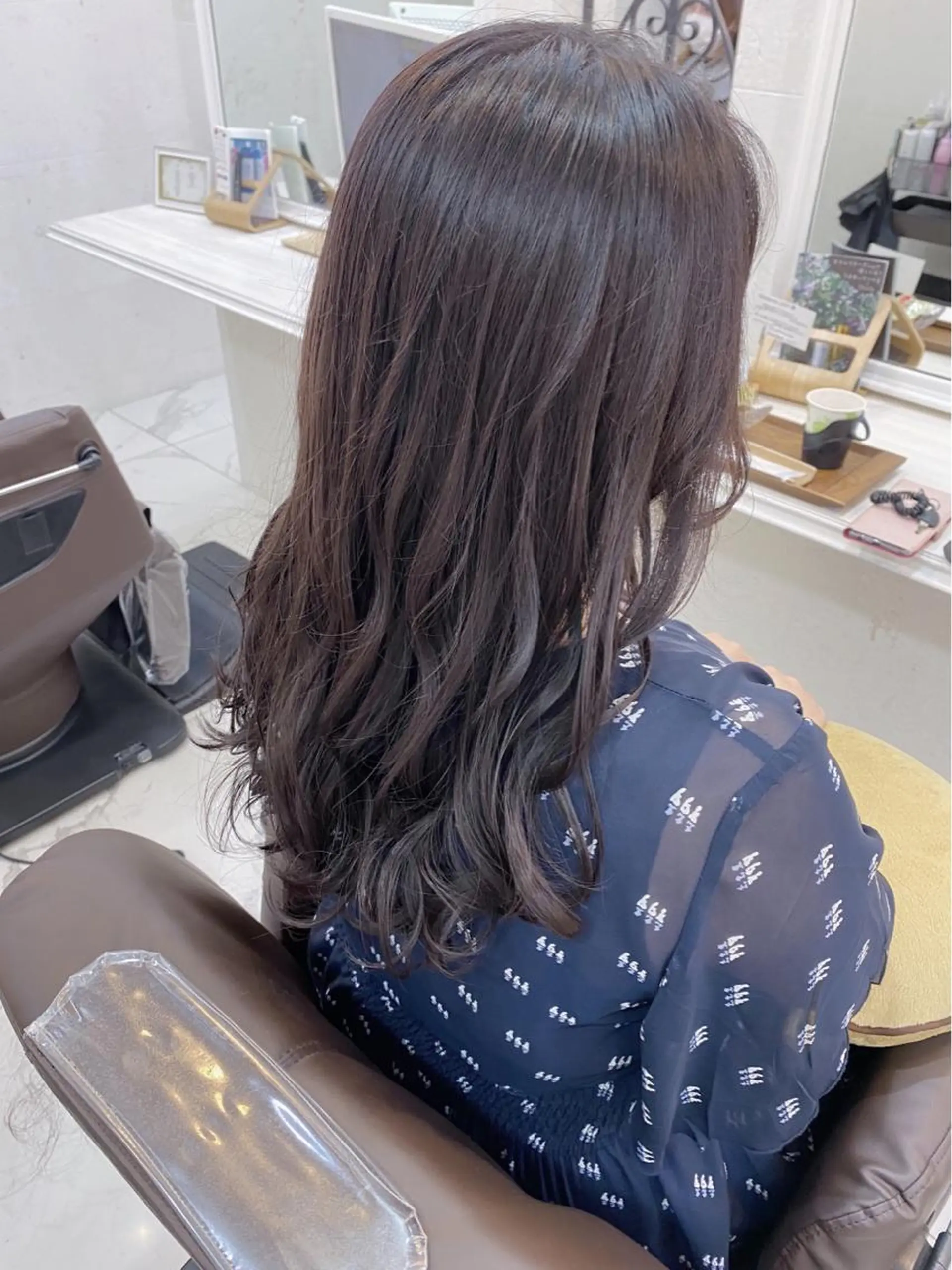 セミロング カラー カット ヘアカラー トリートメント shanti 渡辺新也✂️のヘアスタイル