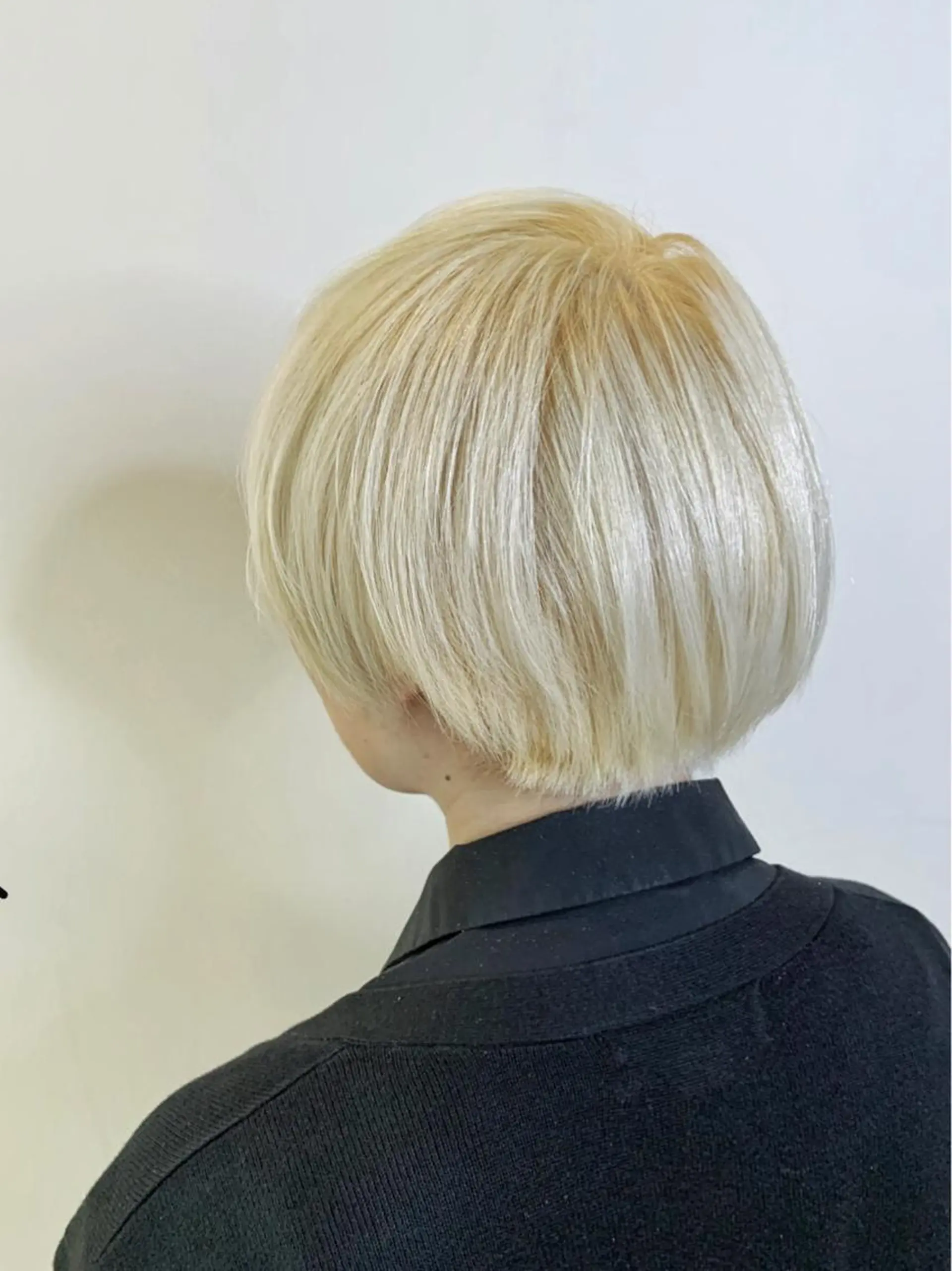 ショート カラー ヘアアレンジ ブロンド ショートヘア 美容室sand 横浜のヘアスタイル