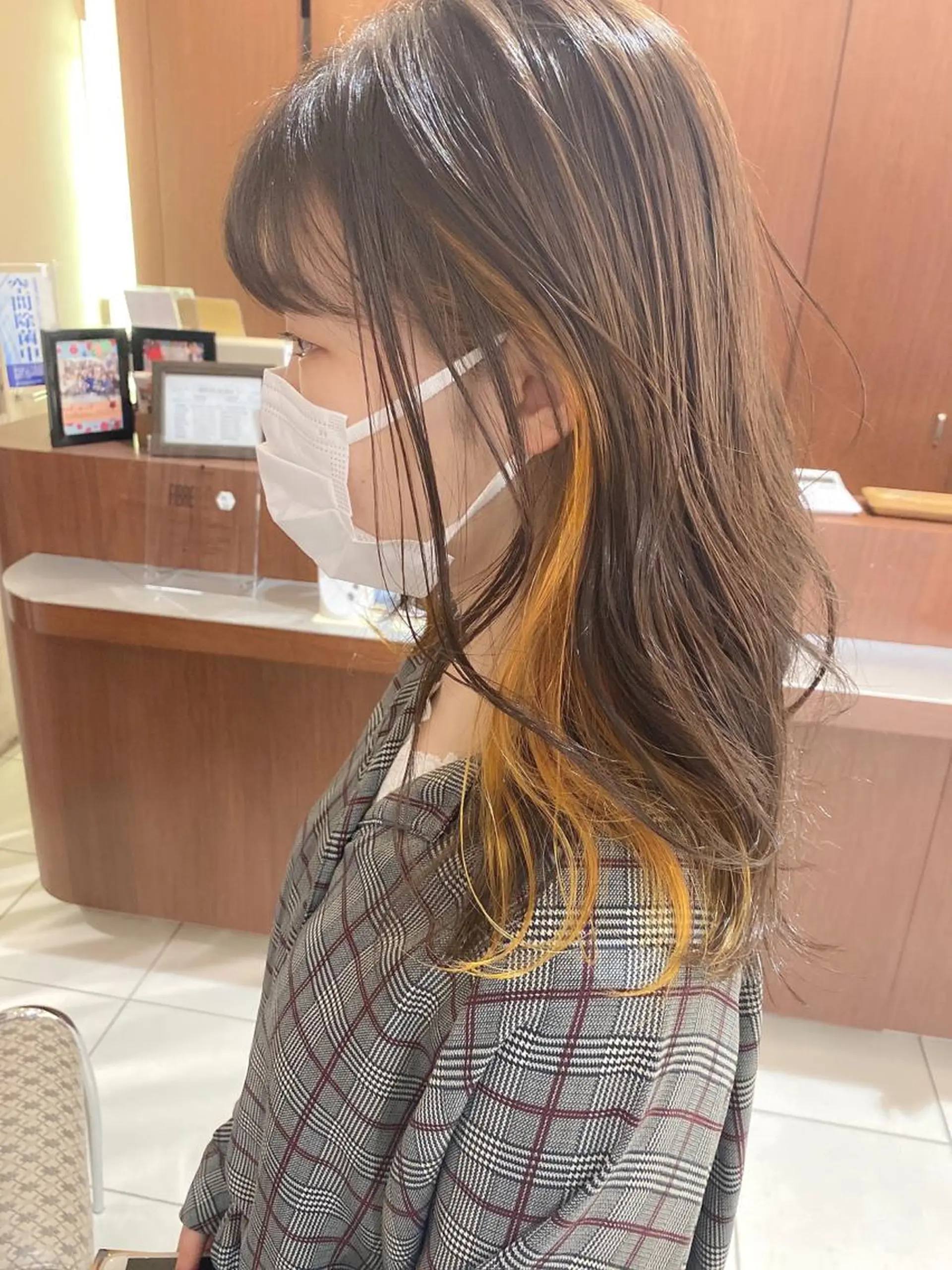 セミロング イエローカラー SALOWIN大宮suite所属・🫧髪質改善🫧 園城寺裕也のヘアスタイル
