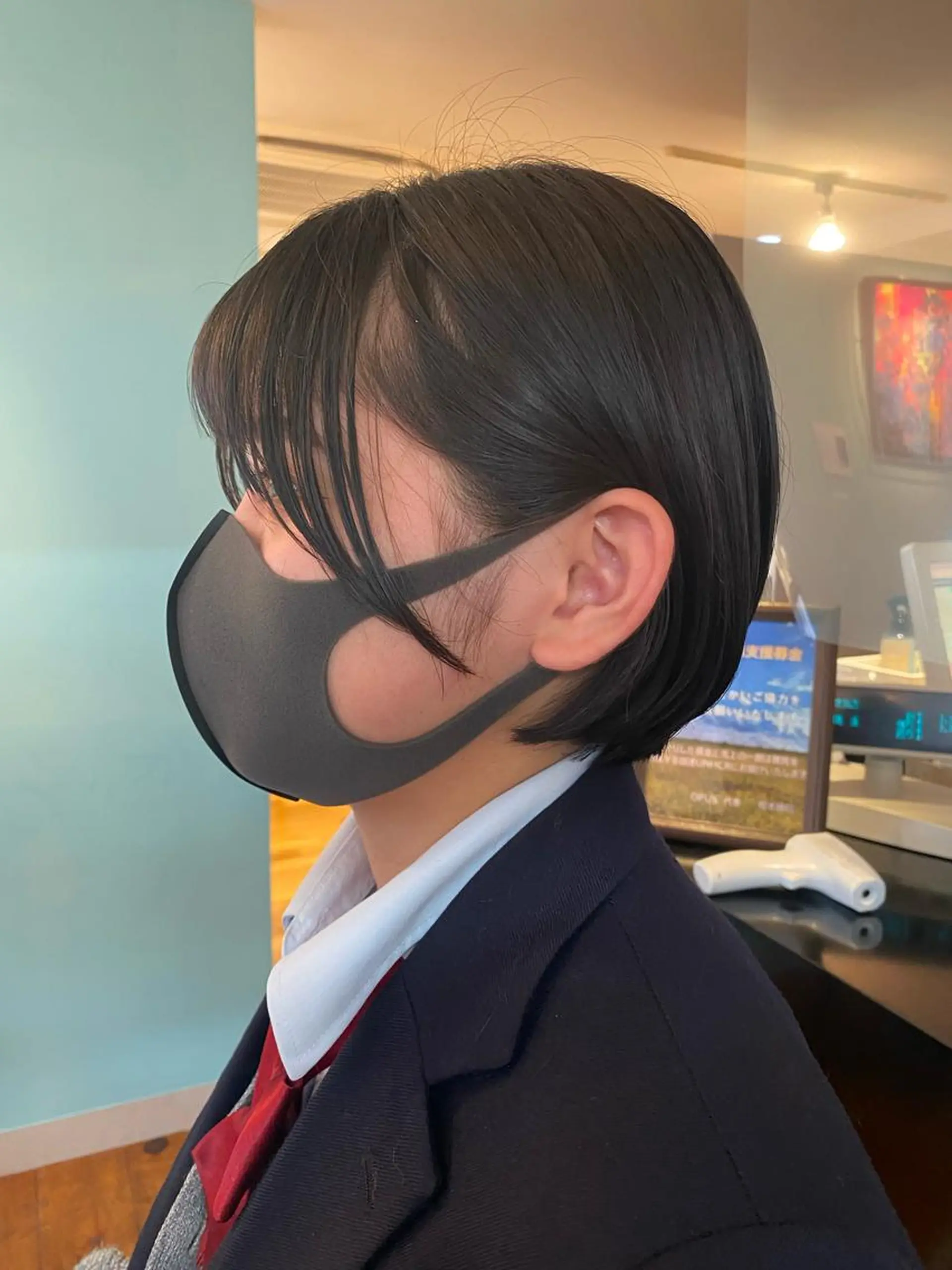 ショート BROWN所属・ケアストレート ハナシロミサキのヘアスタイル